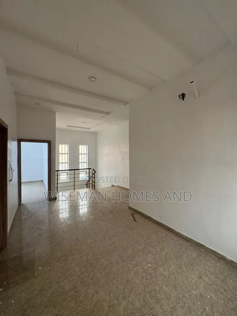 5bdrm Duplex in Agungi Lekki Eti-Osa for rent