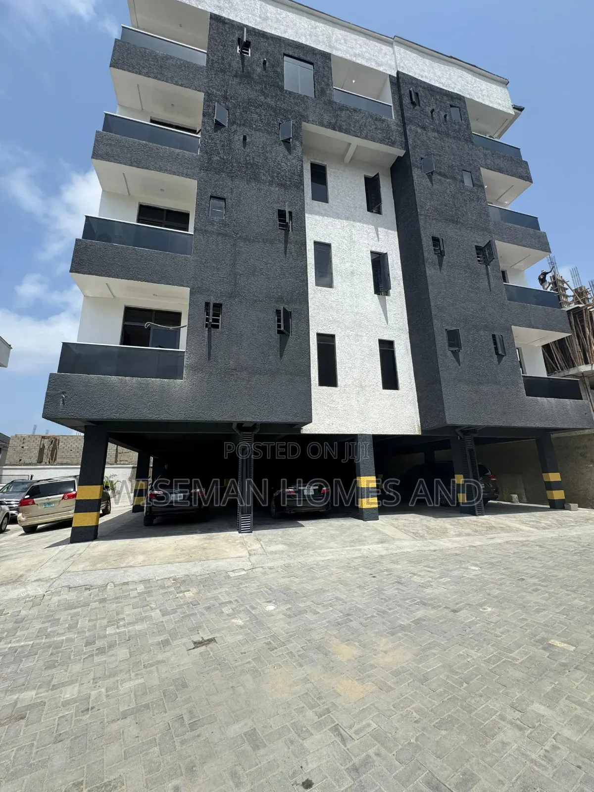 2bdrm Apartment in Ikate Lekki Eti-Osa for rent