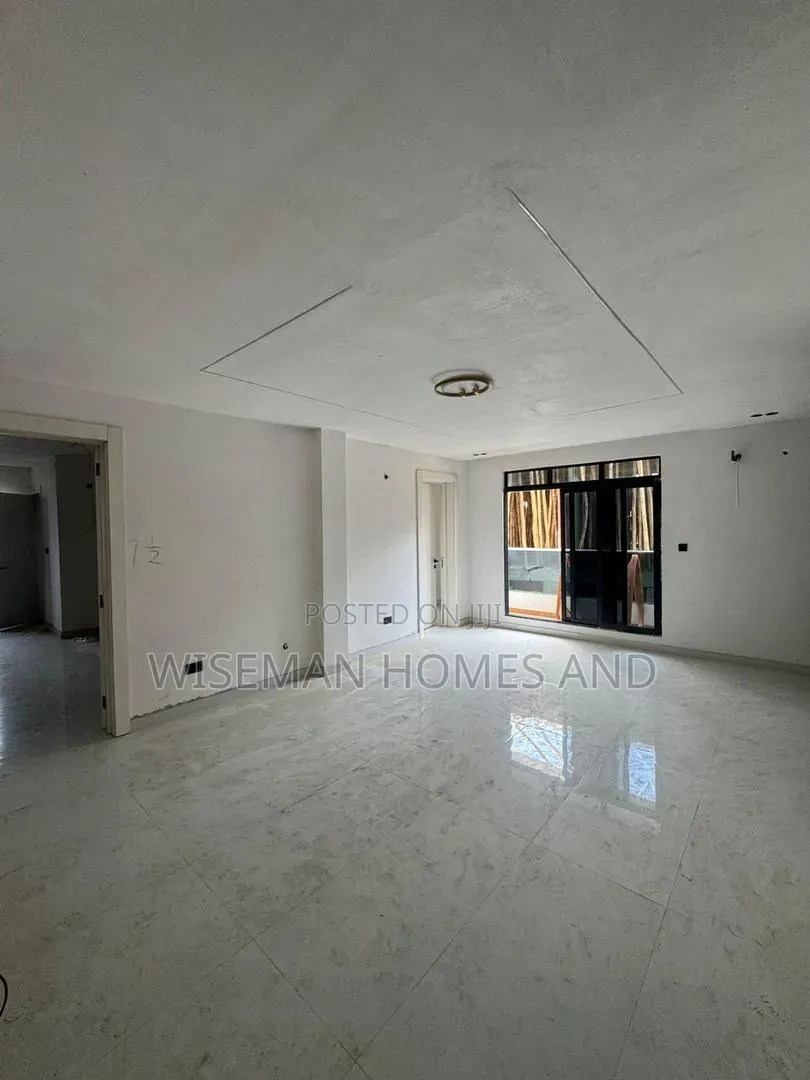 2bdrm Apartment in Ikate Lekki Eti-Osa for rent
