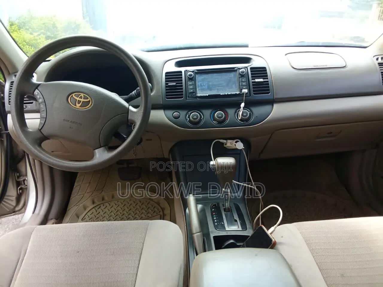 Toyota Camry 2005 Gold