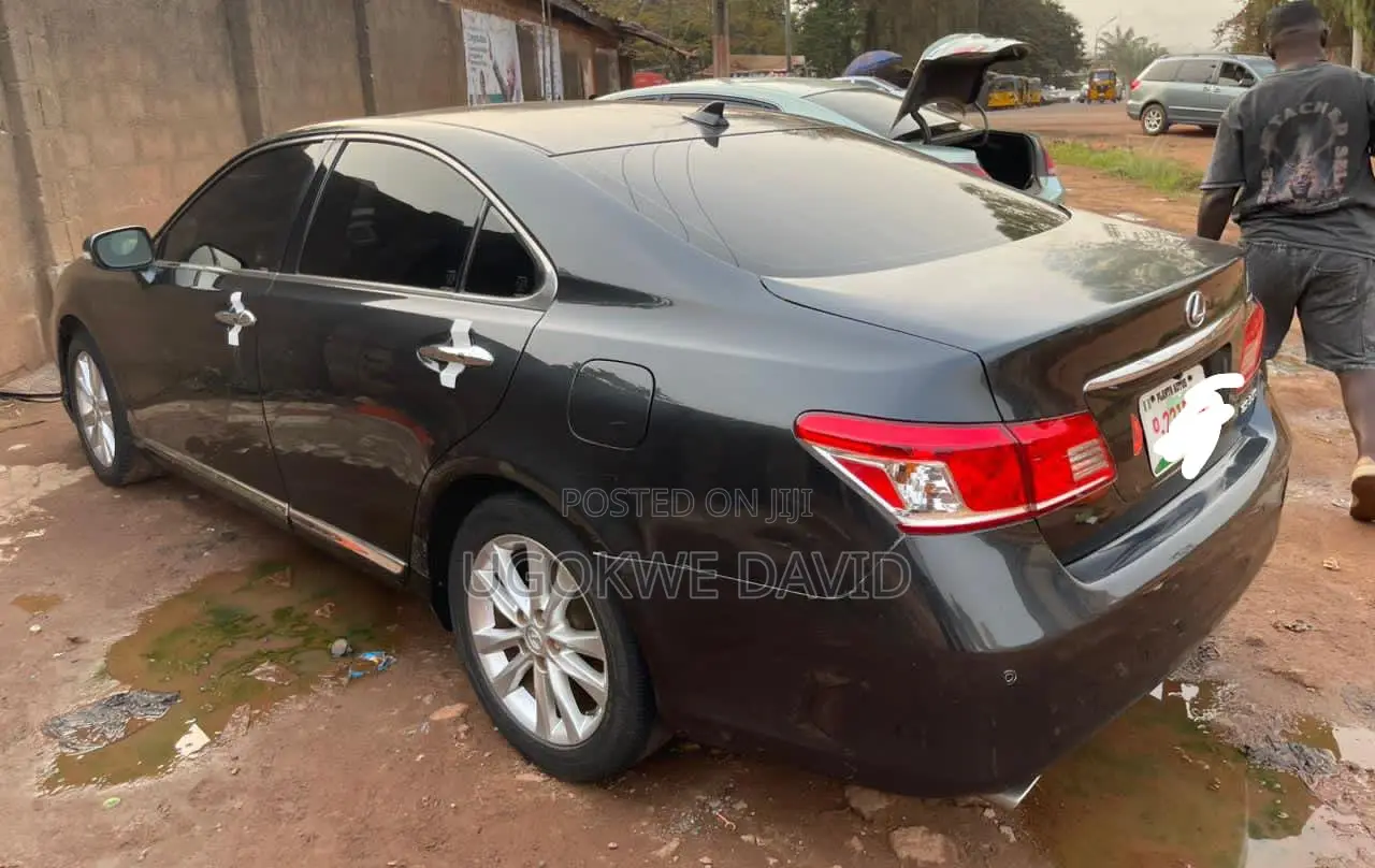 Lexus ES 2012 Black