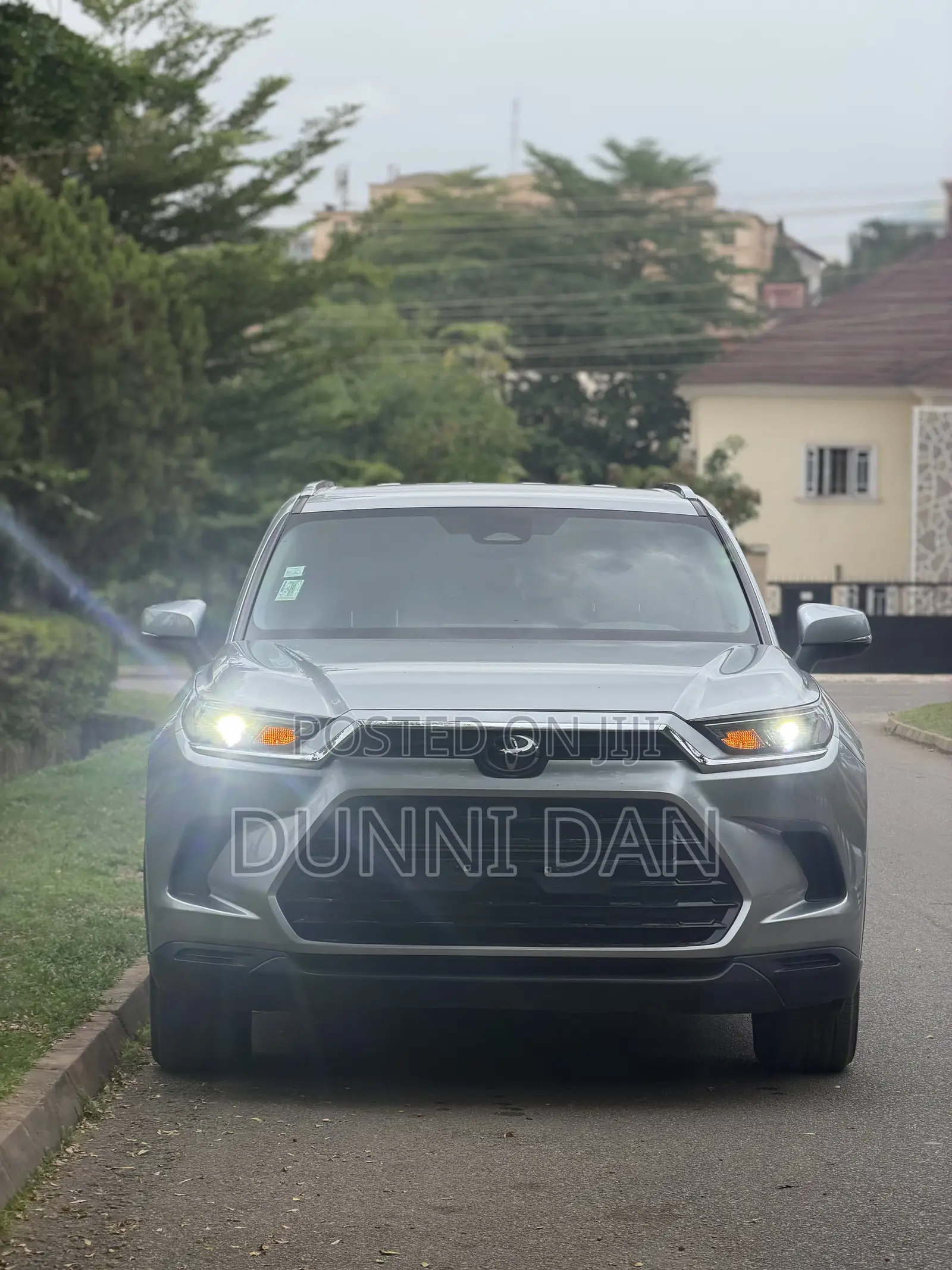 Toyota Grand Highlander Hybrid XLE AWD 2024 Gray