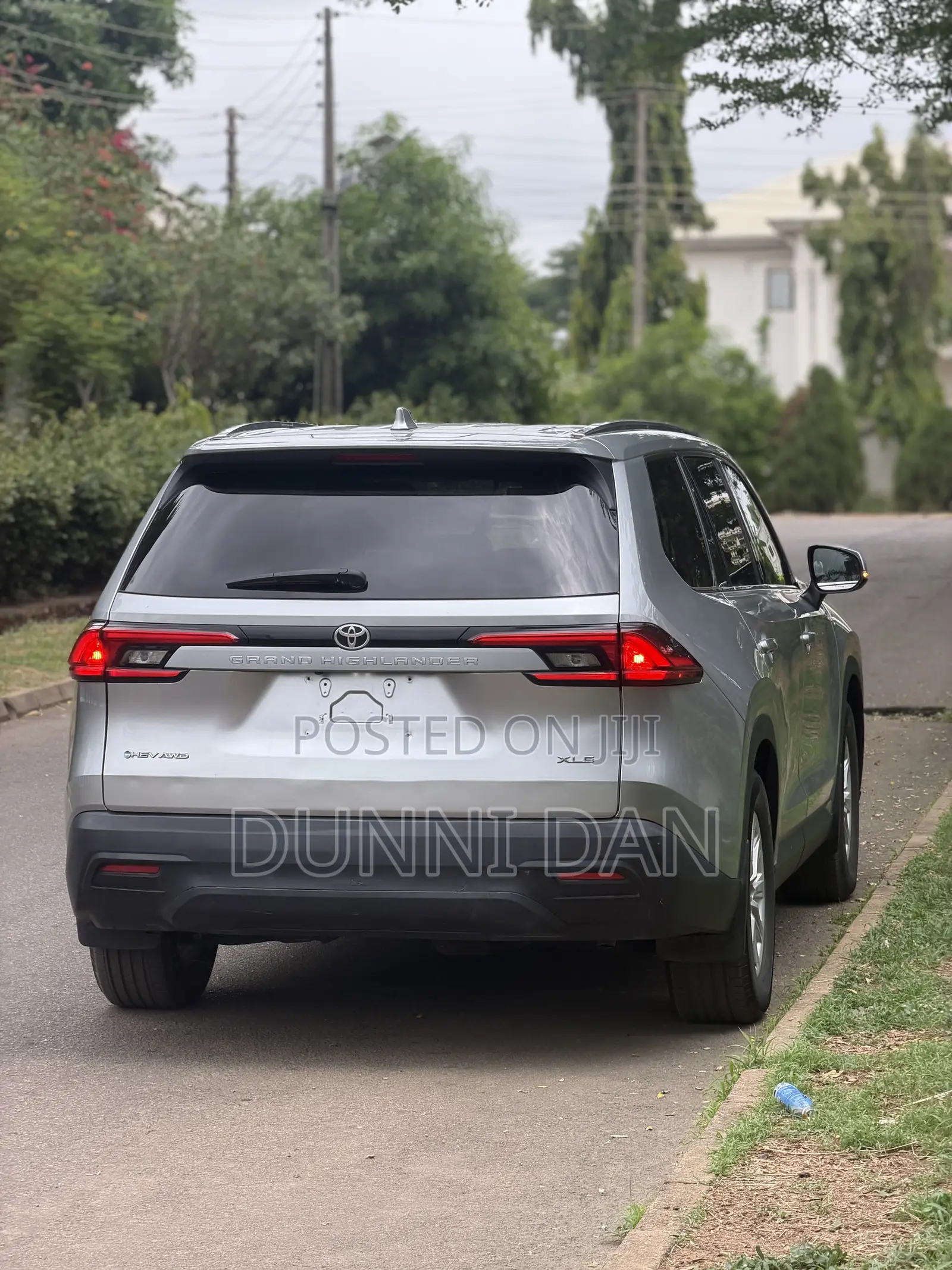 Toyota Grand Highlander Hybrid XLE AWD 2024 Gray