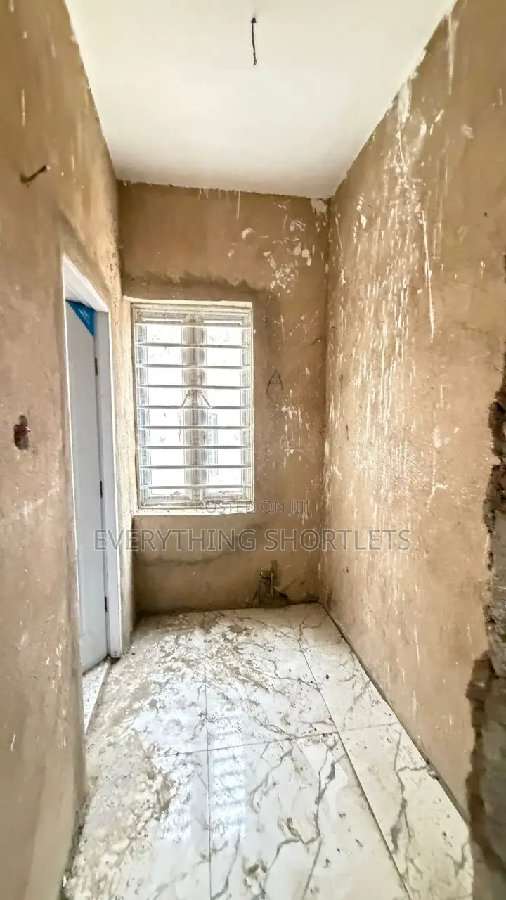 3bdrm Apartment in Lugbe District for sale