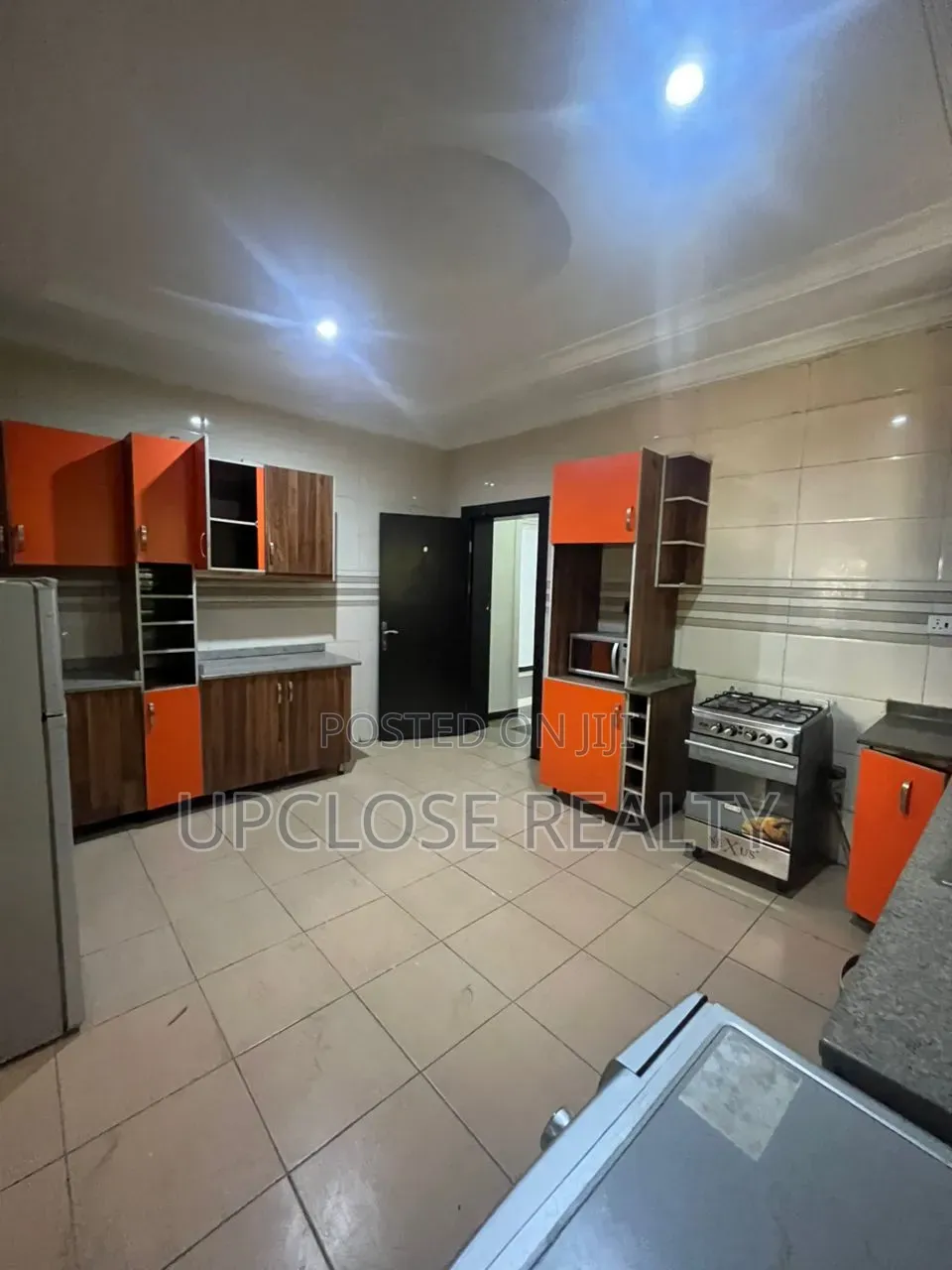 Furnished 3bdrm Apartment in Wuse 2 for rent