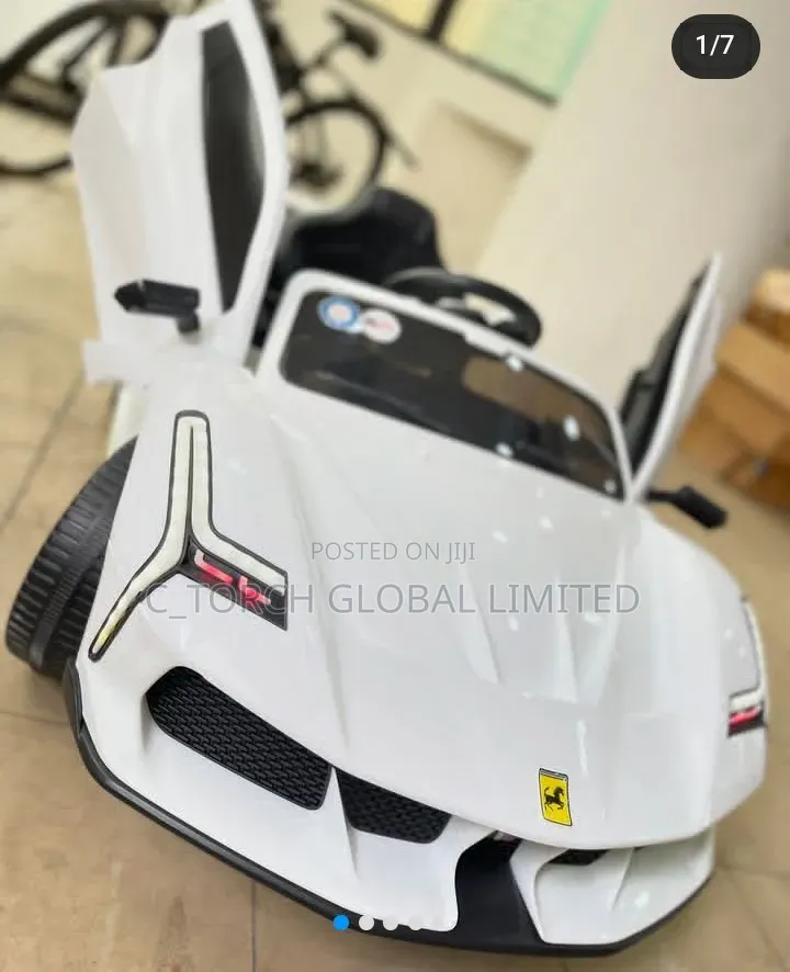Ferrari F8 Style 12v Battery