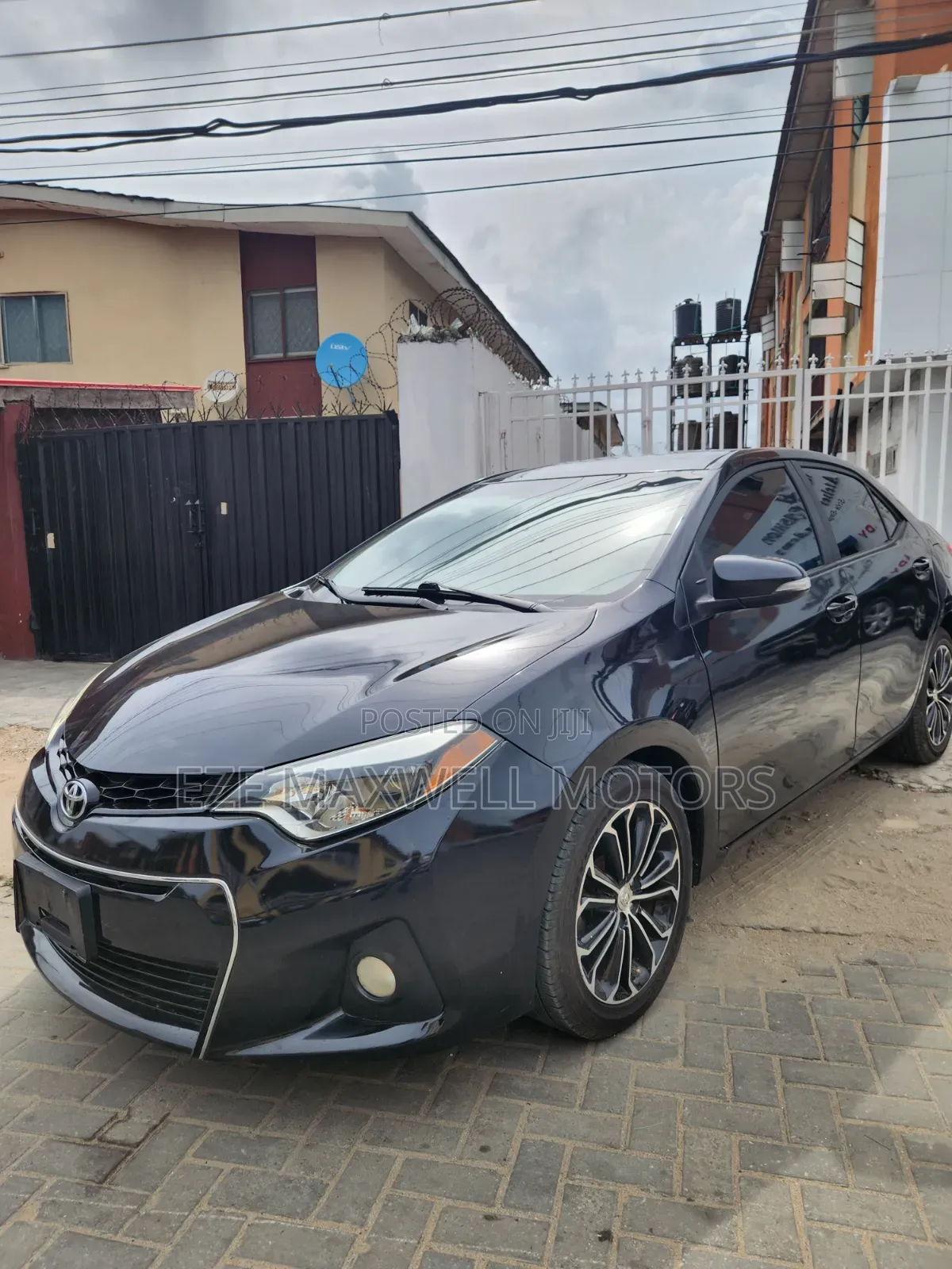 Toyota Corolla 2015 Black