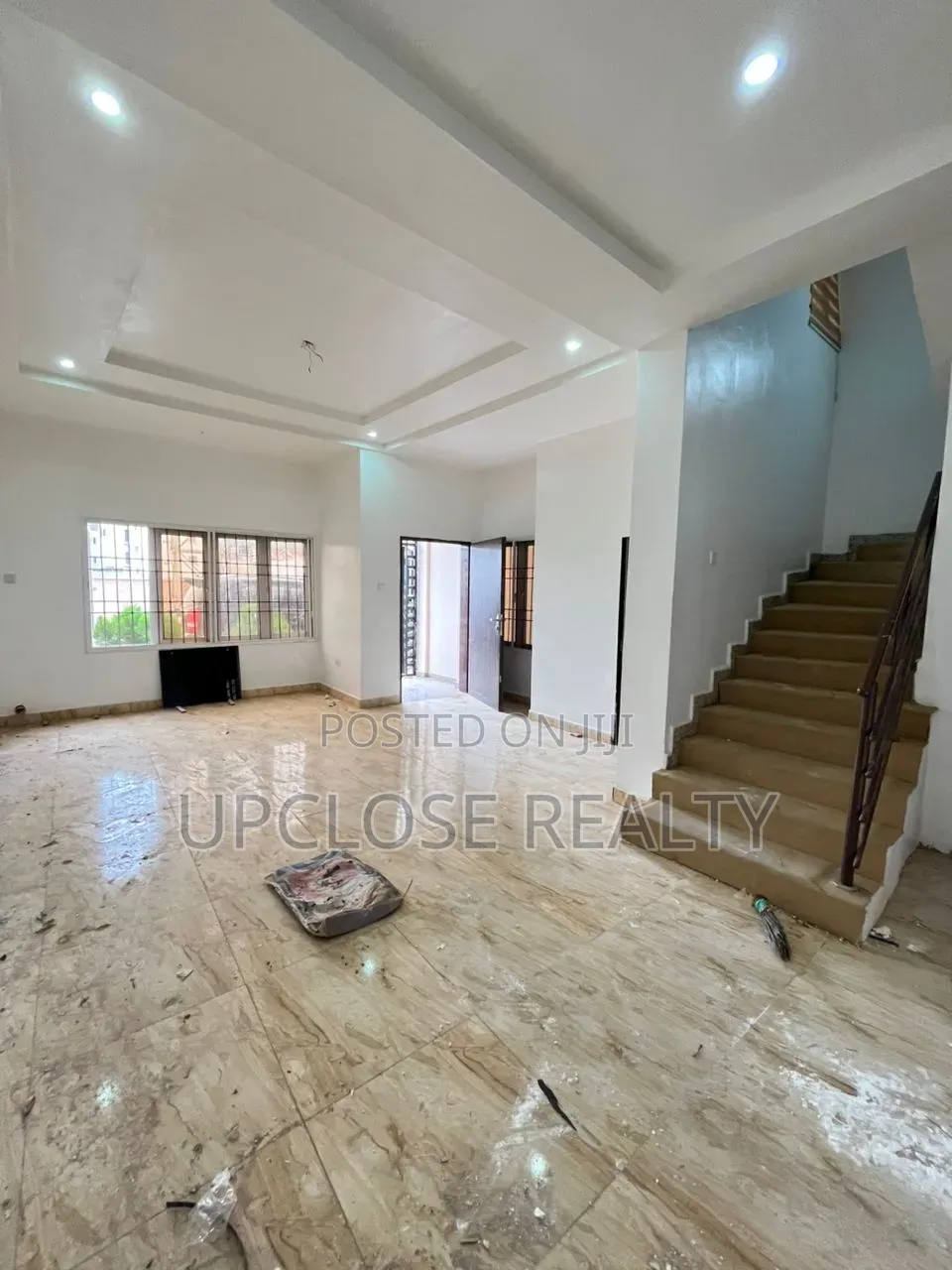 4bdrm Townhouse / Terrace in Guzape District for rent