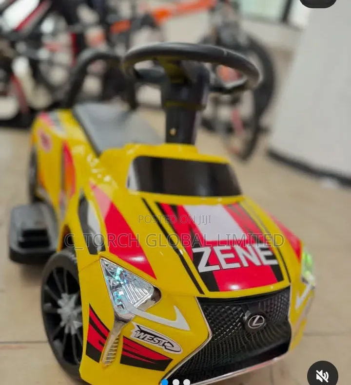 Manual "Foot-to-Floor" Baby Car