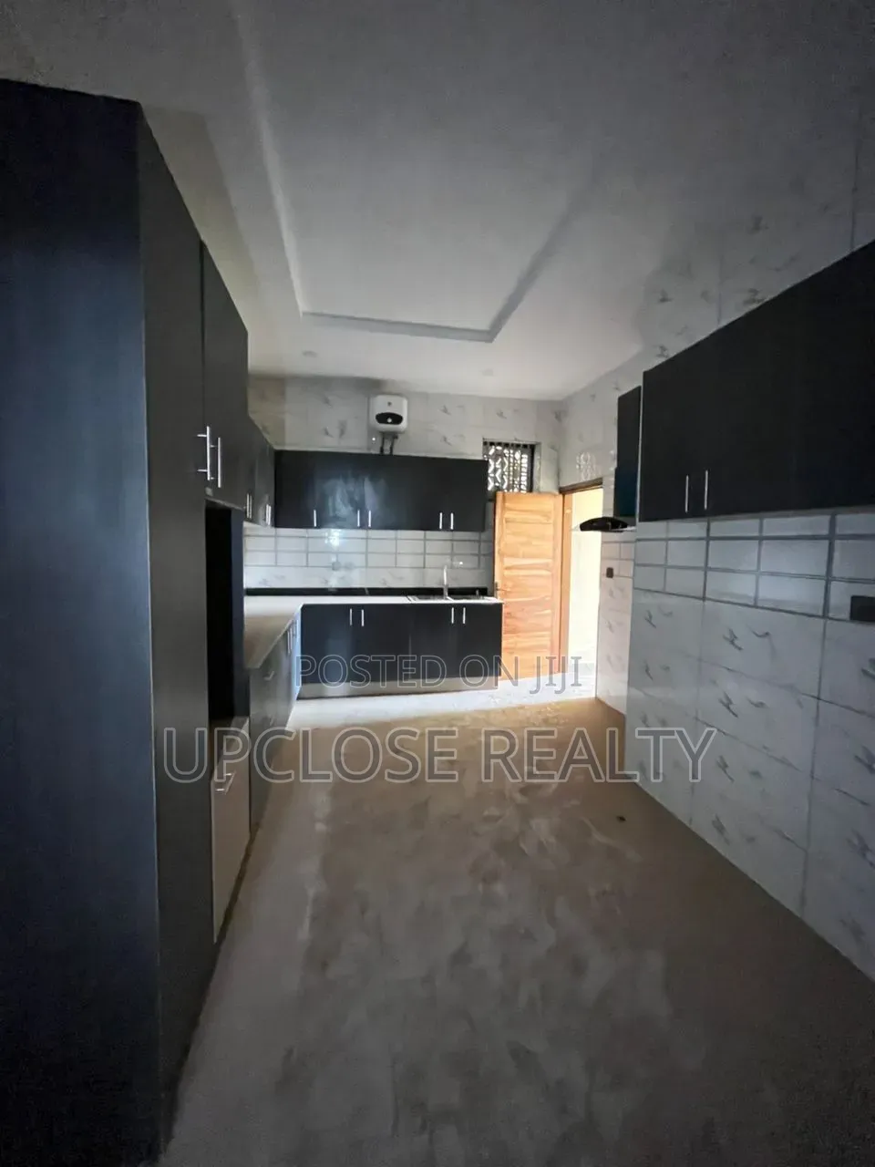 3bdrm Block of Flats in Guzape District for rent