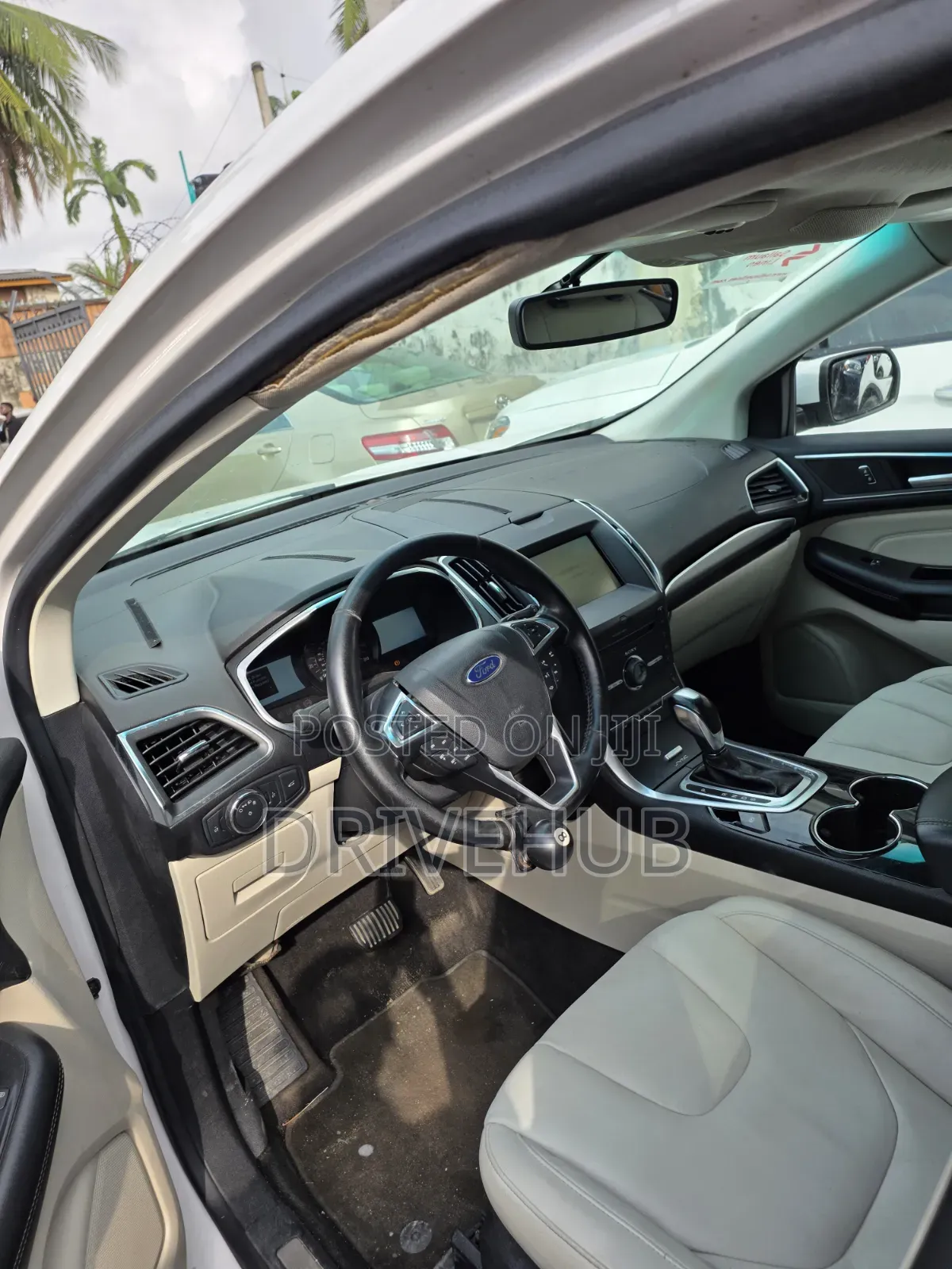 Ford Edge Titanium 4dr SUV AWD (2.0L 4cyl Turbo 6A) 2015 White