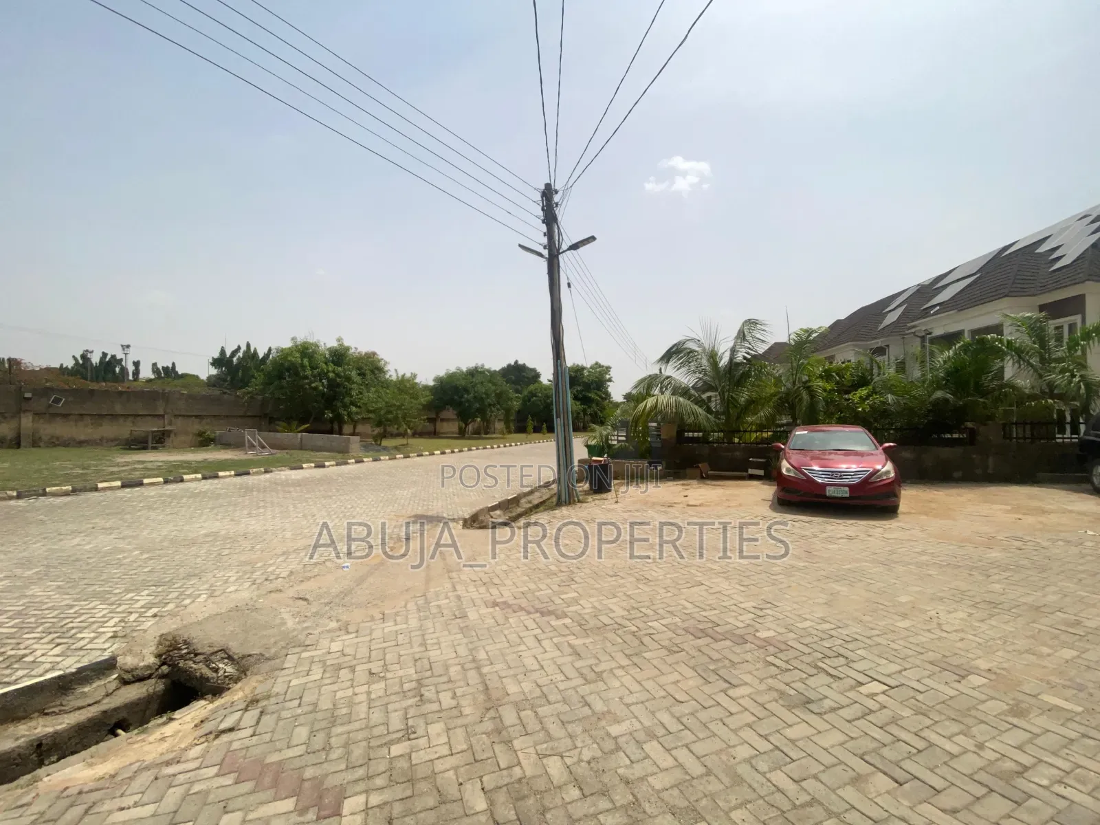 Furnished 3bdrm Apartment in Idu for sale