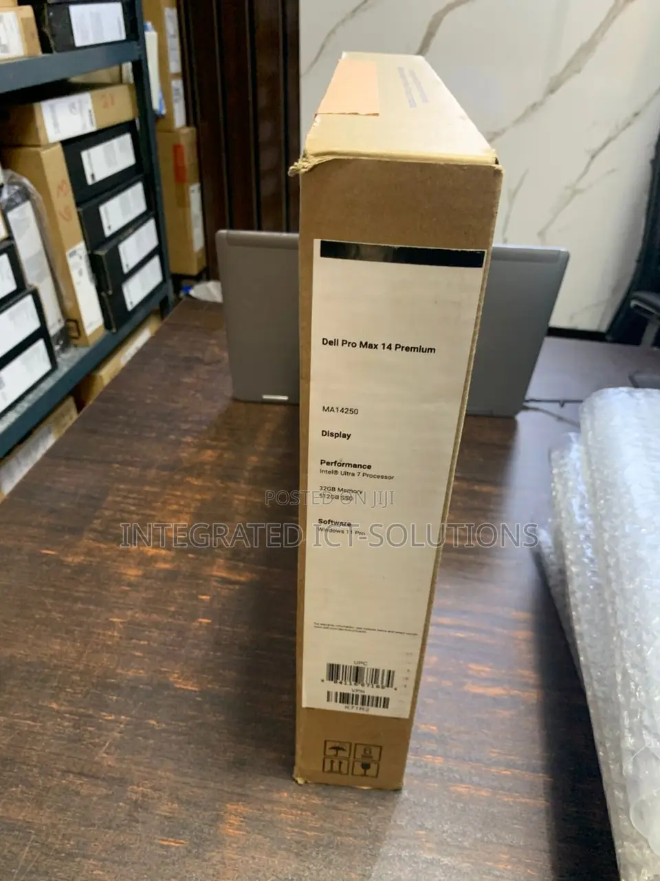 New Laptop Dell Pro Max 14 32GB Intel Core Ultra 7 SSD 512GB