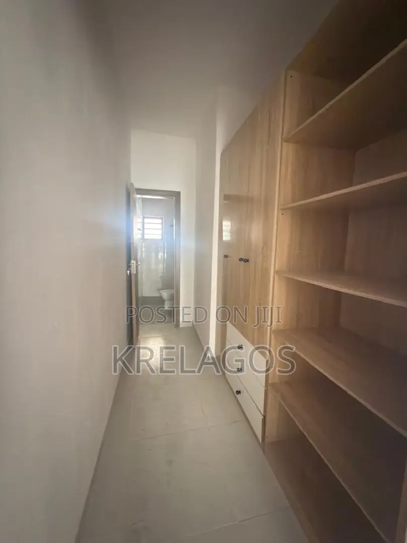 3bdrm Duplex in VGC / Ajah for sale