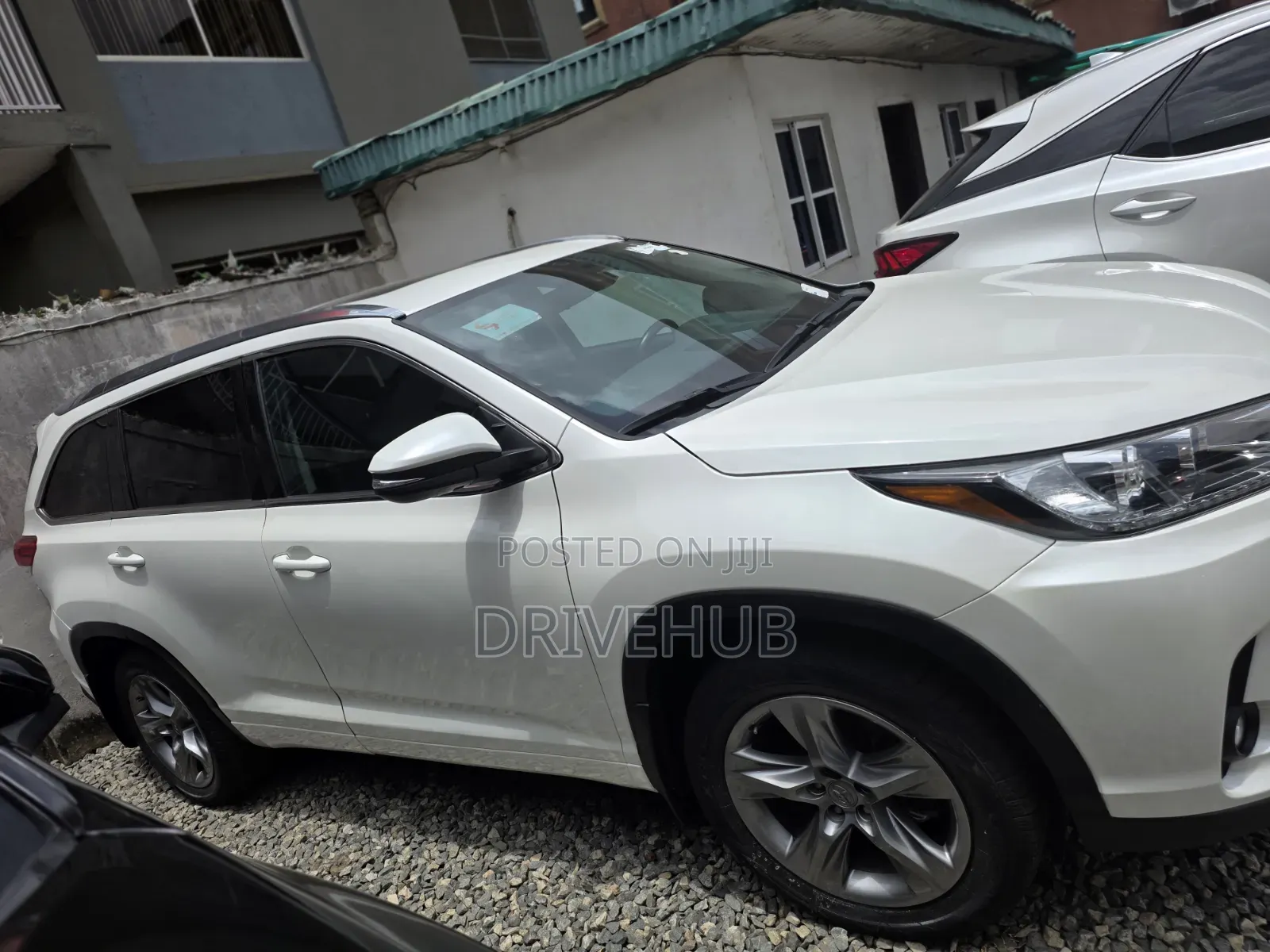 Toyota Highlander Limited 2019 White