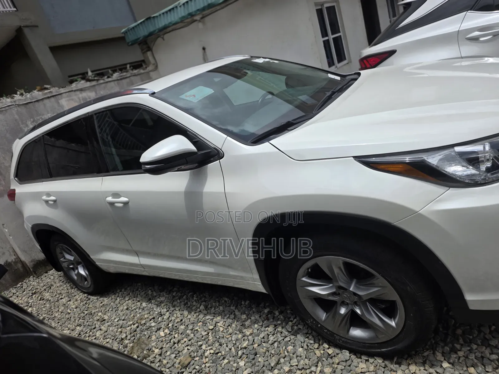 Toyota Highlander Limited 2019 White