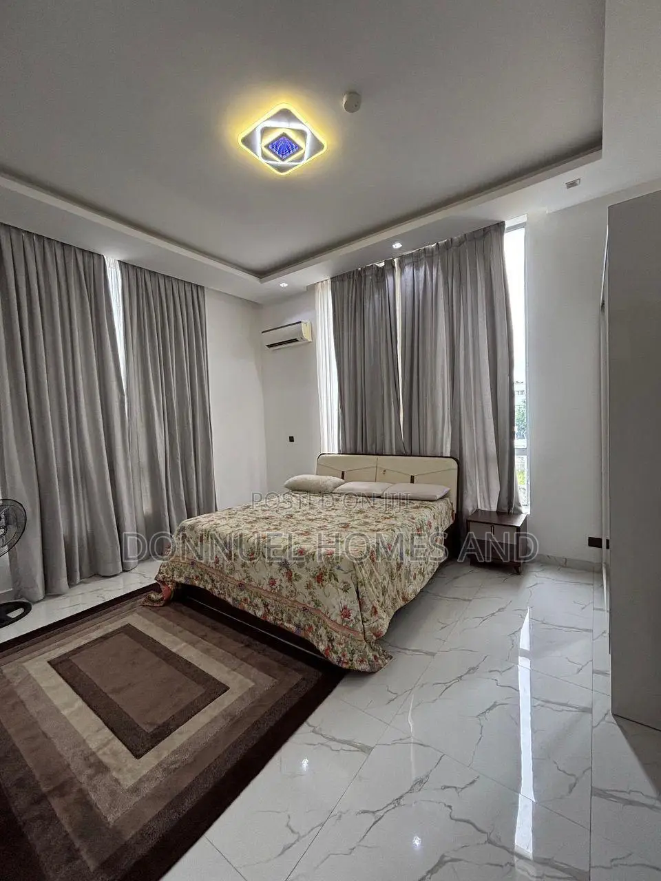 5bdrm Duplex in Osapa london for sale