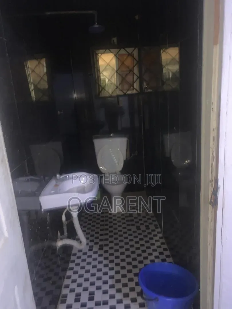 3bdrm Apartment in Benin City for rent