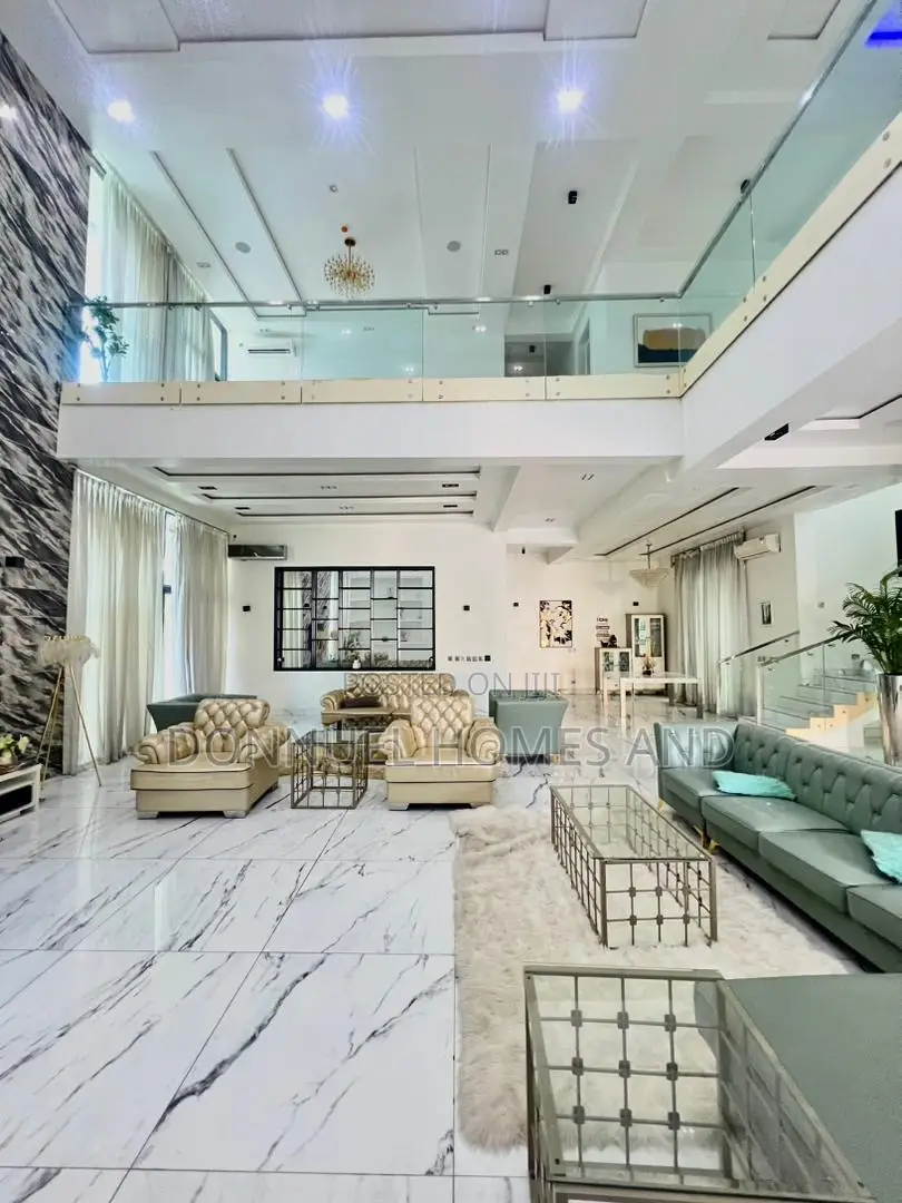 5bdrm Duplex in Osapa london for sale