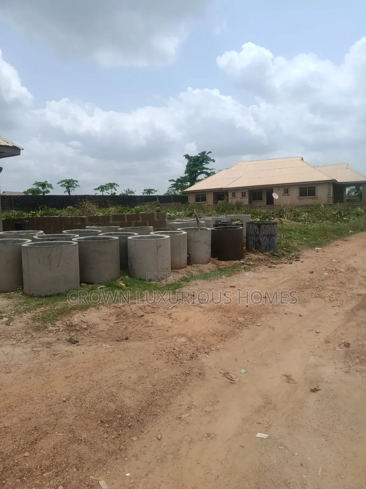 988sqm of Land for Sale