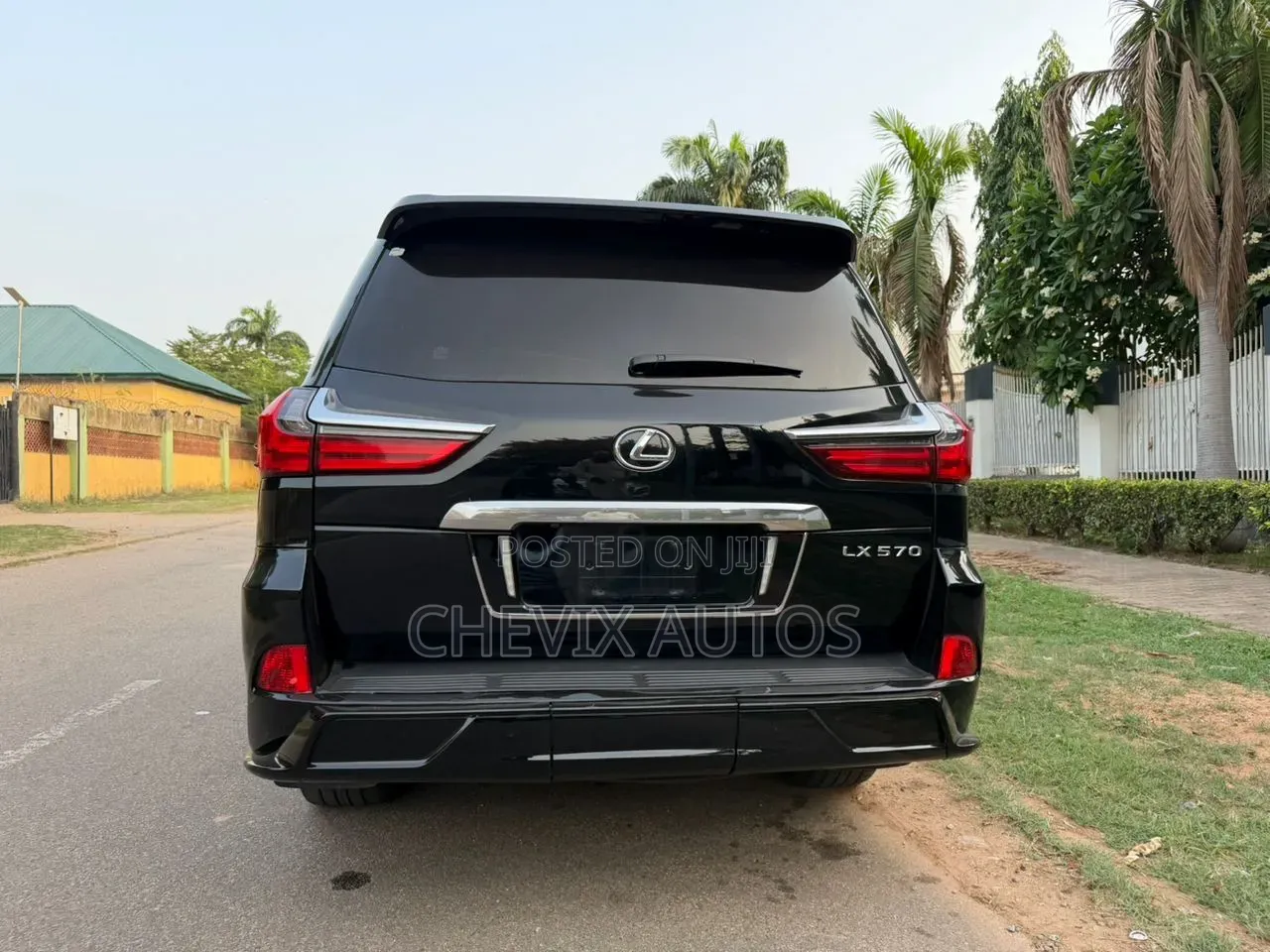 Lexus LX 570 (5 seats) AWD 2018 Black