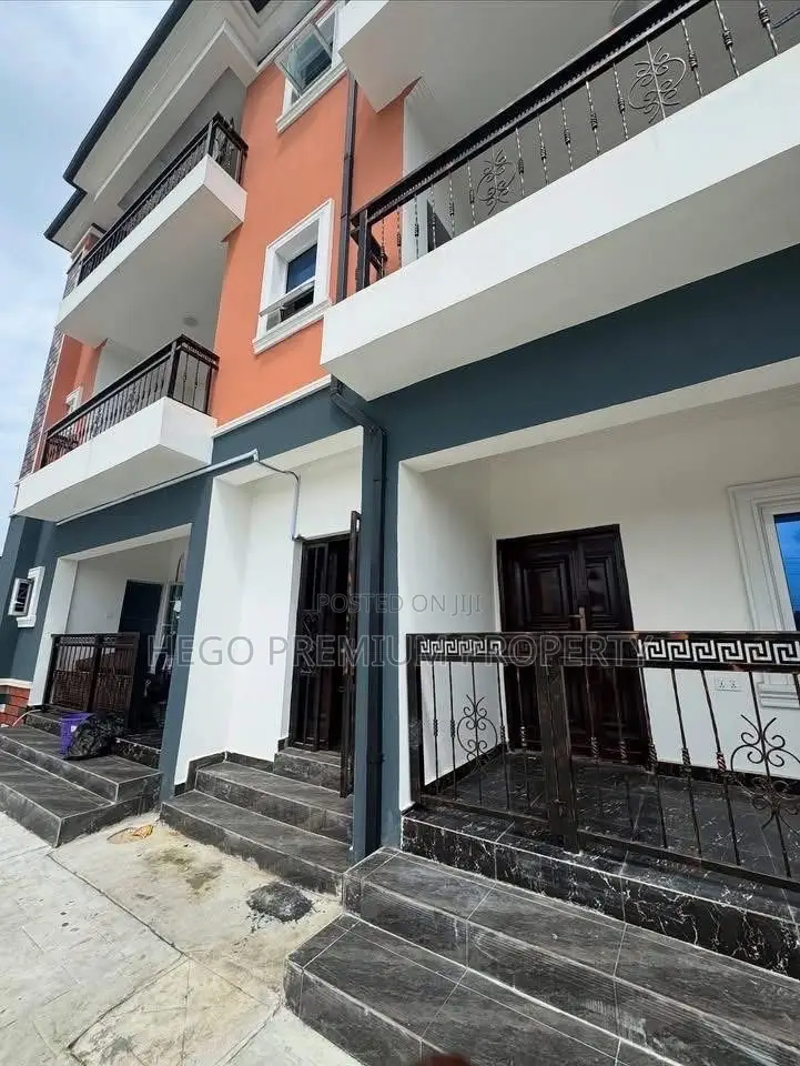 2bdrm Apartment in Eneka Estate for sale