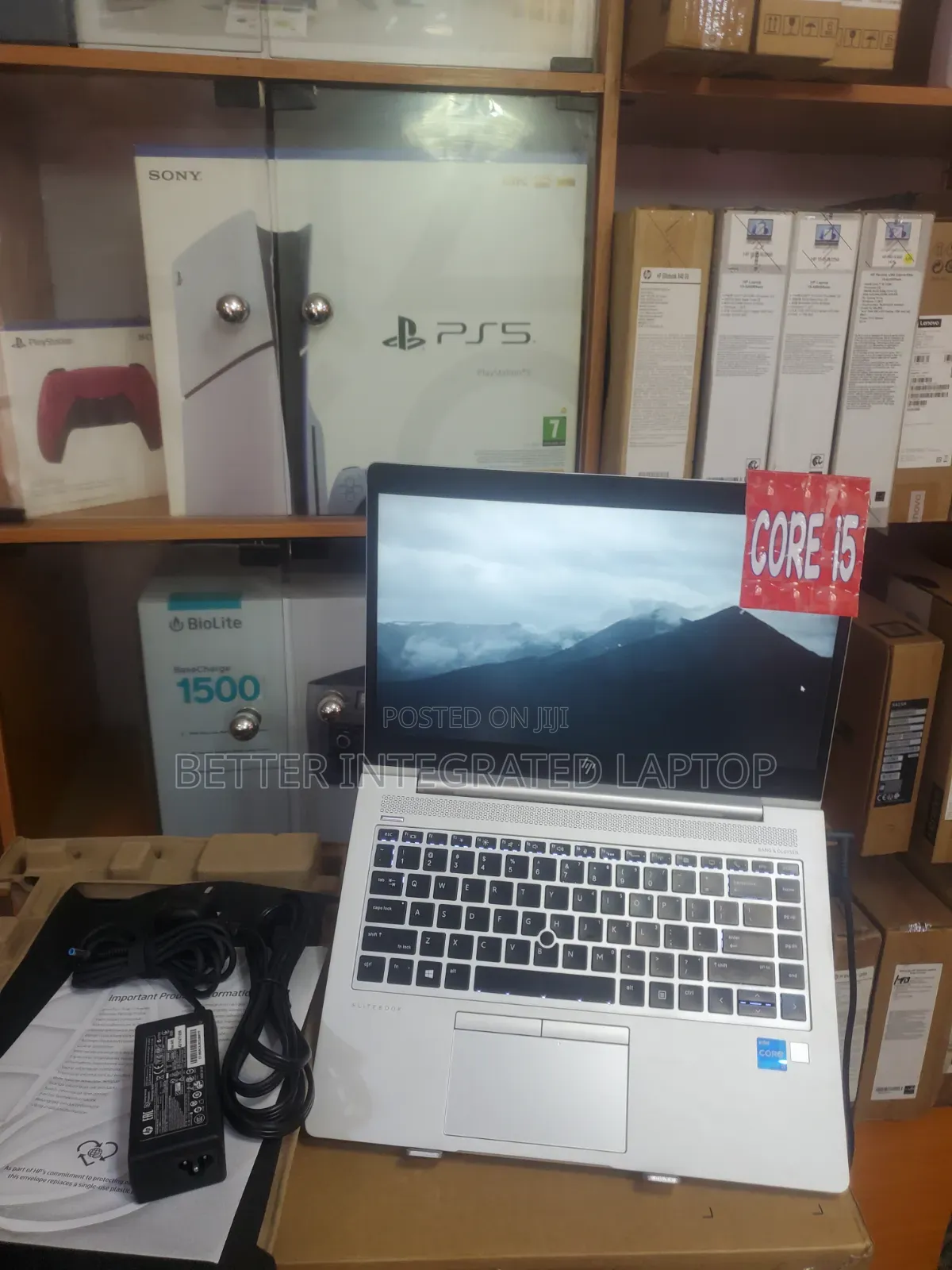 New Laptop HP EliteBook 820 G4 16GB Intel Core 5 SSD 256GB