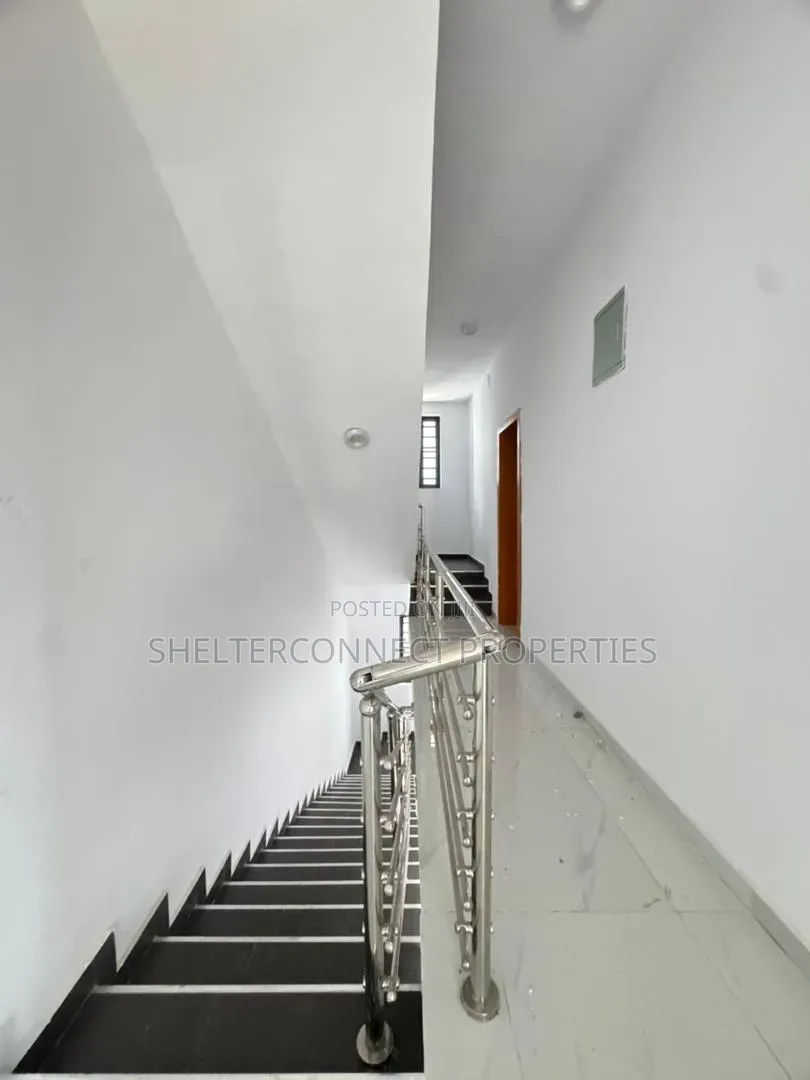 4bdrm Duplex in Ikate for sale