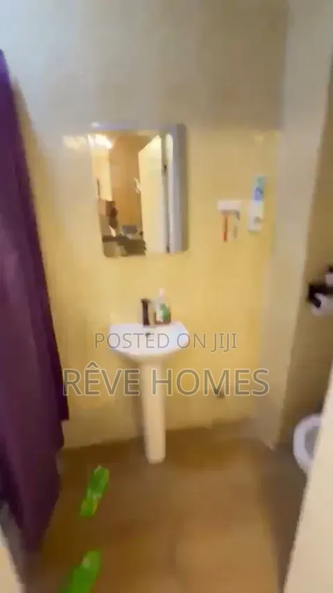 2bdrm Apartment in Yaba, Alagomeji for rent
