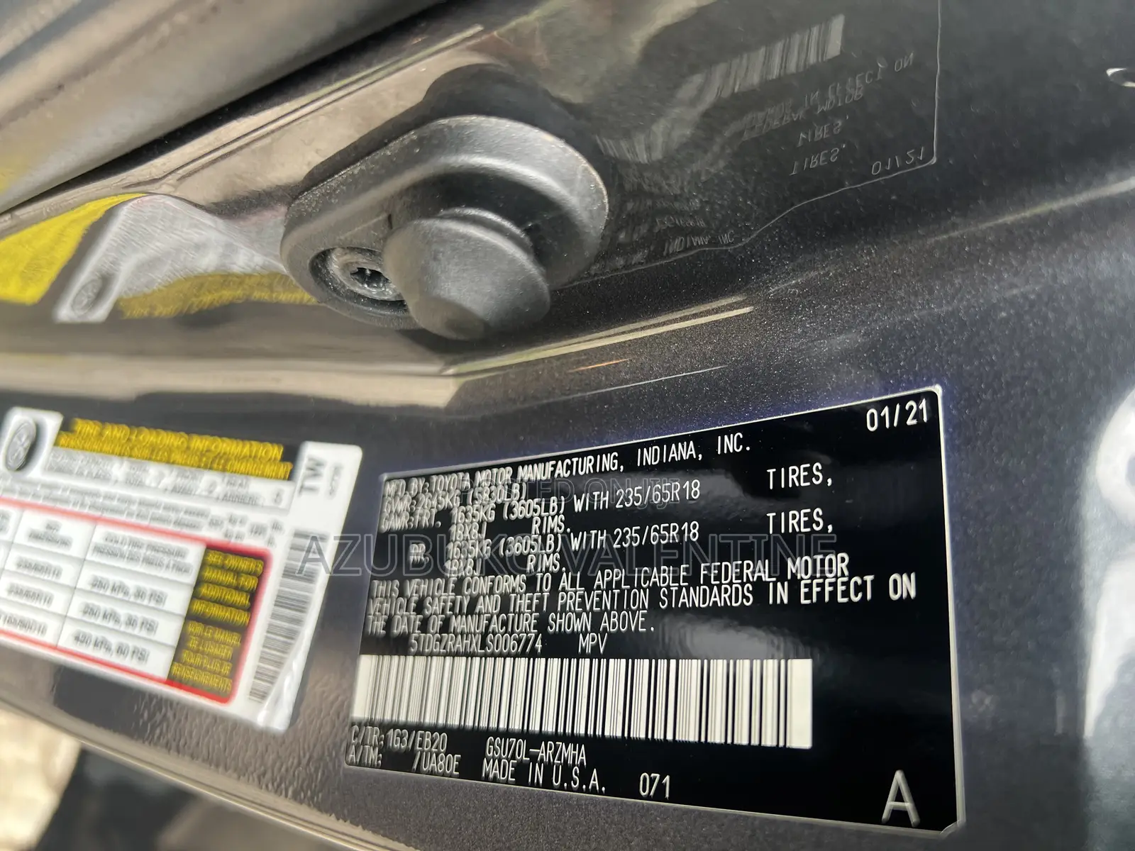 Toyota Highlander XLE 2021 Gray