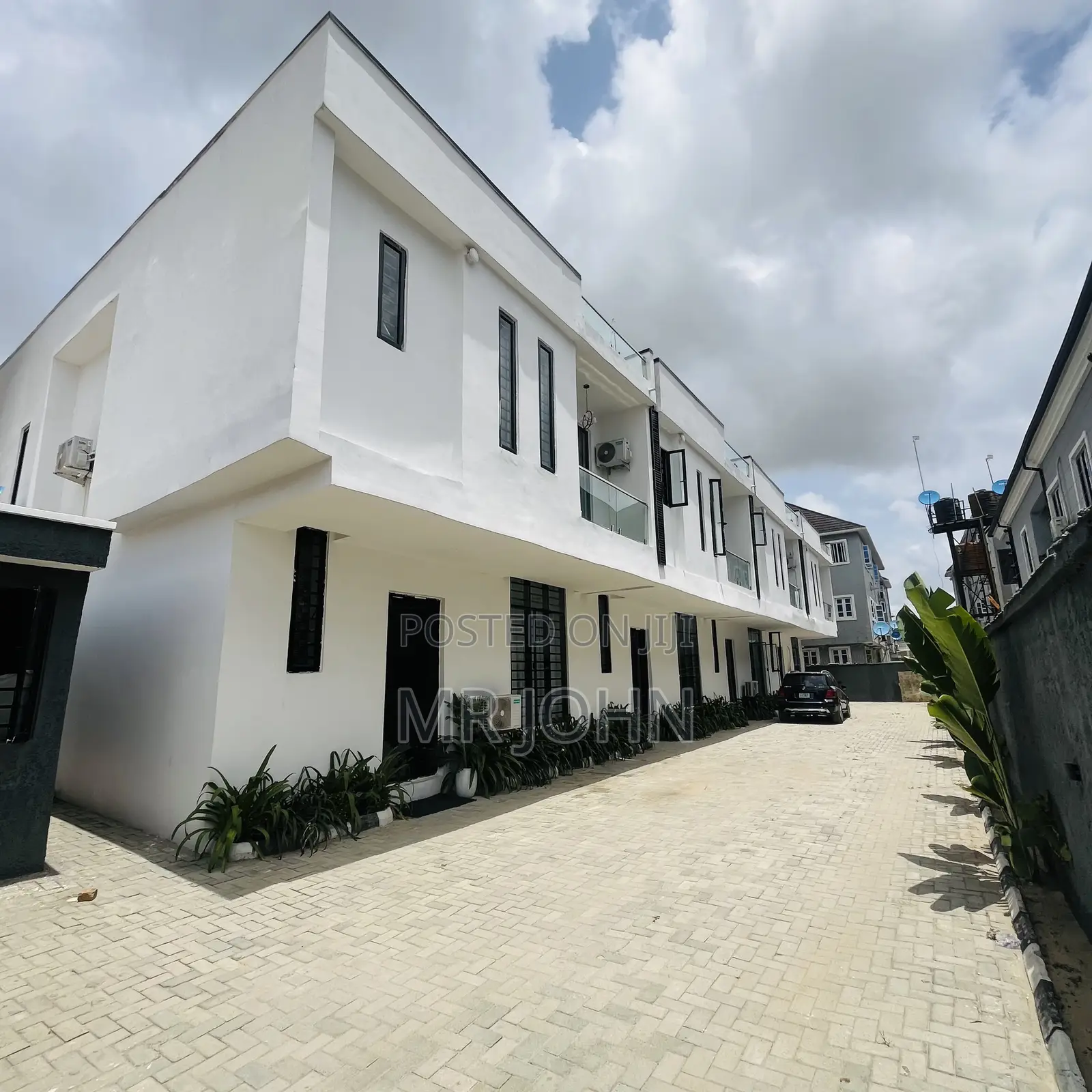 4bdrm Duplex in Canaan Estate for rent