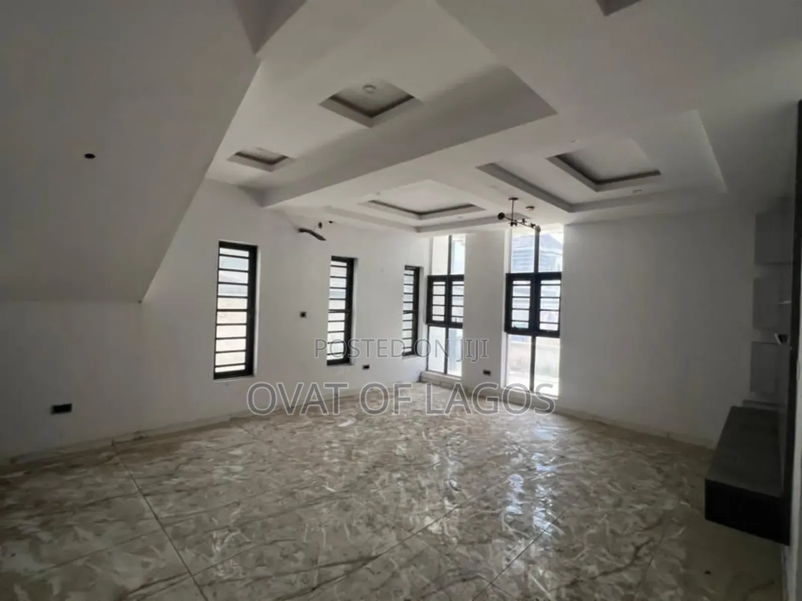 5bdrm Duplex in Orchid, Lekki for rent