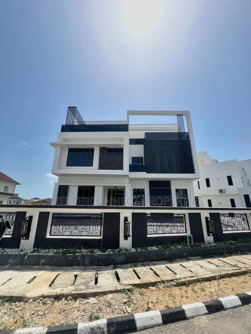 6bdrm Duplex in Osapa london for sale