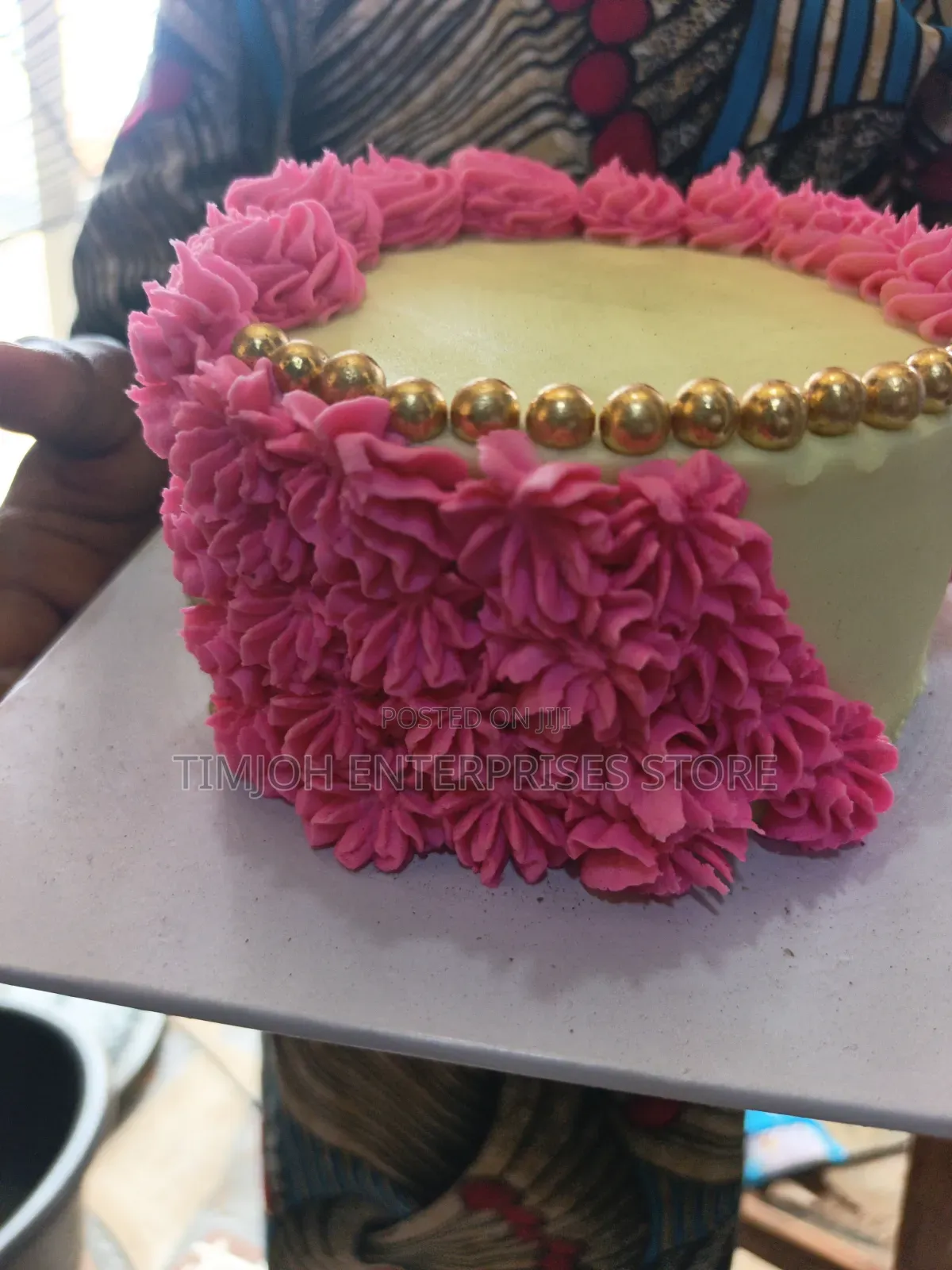 Birthday Cake Size 6 in Pink Color
