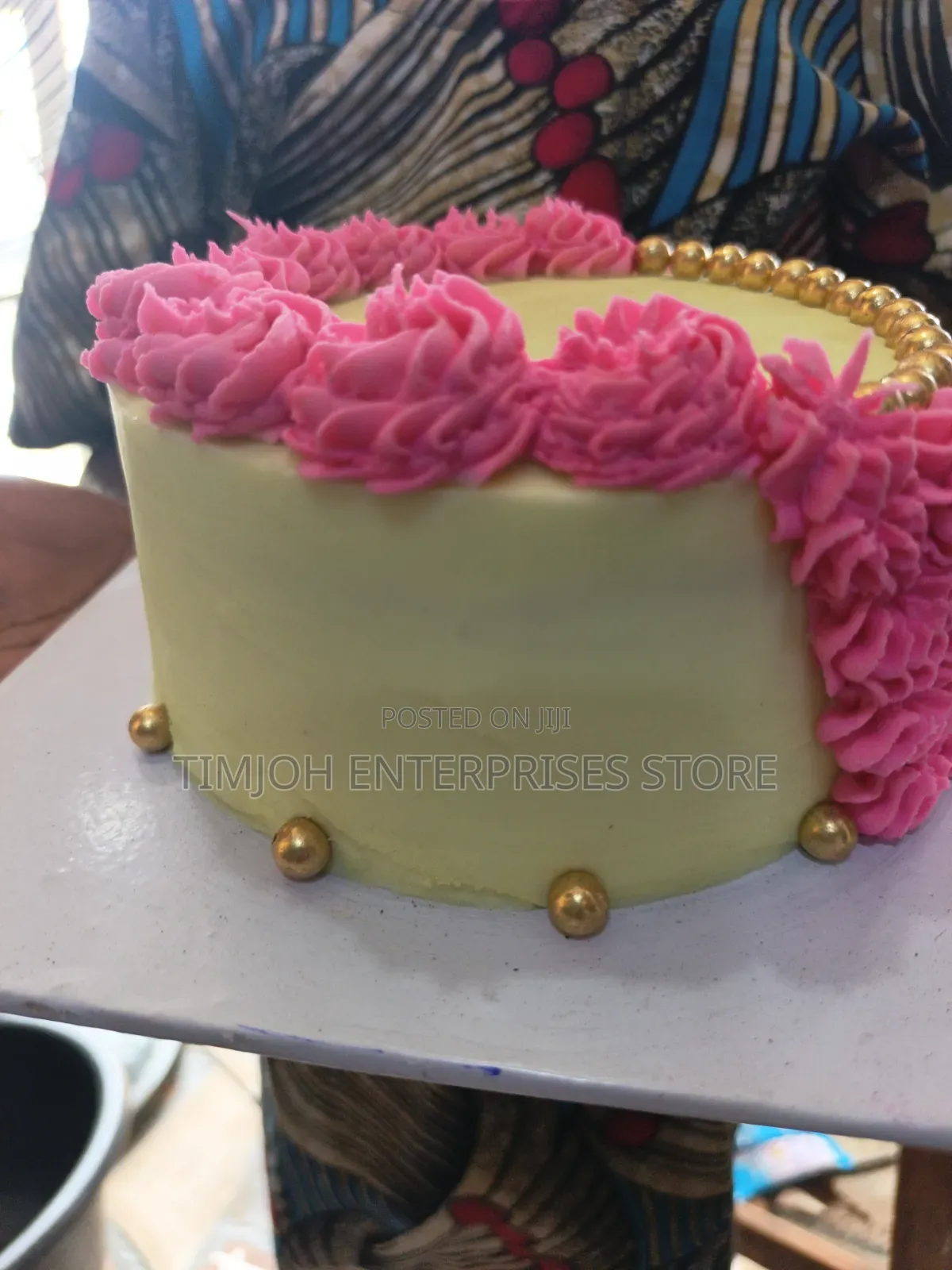 Birthday Cake Size 6 in Pink Color