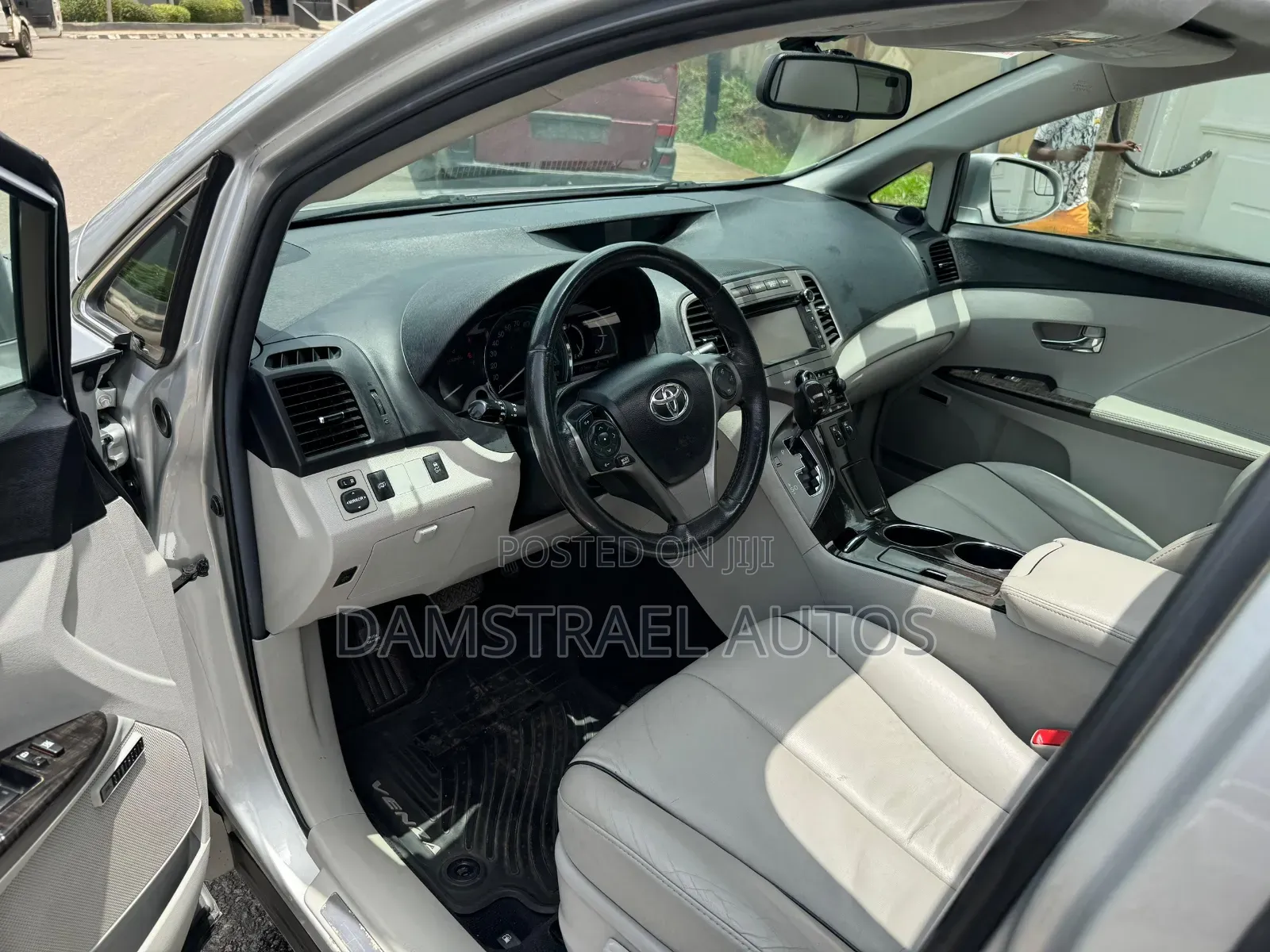 Toyota Venza 2013 Silver