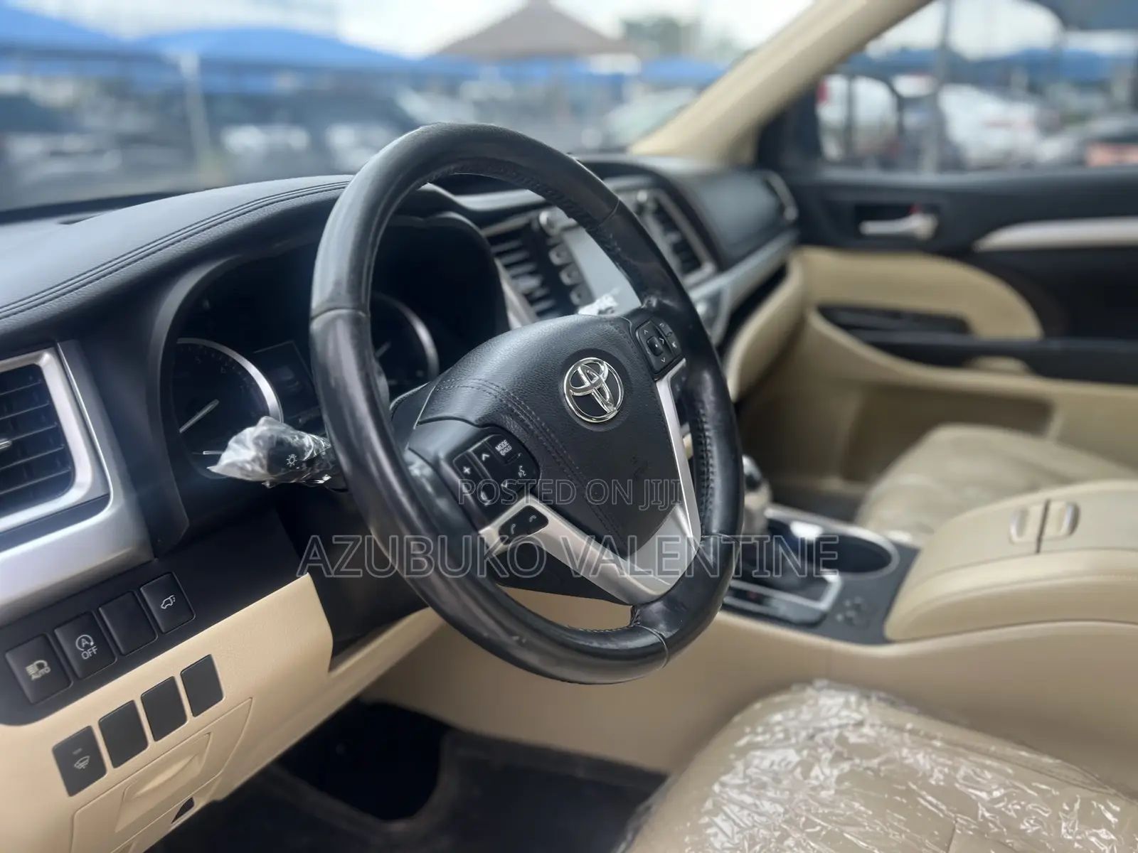 Toyota Highlander XLE 4x2 V6 (3.5L 6cyl 8A) 2018 White