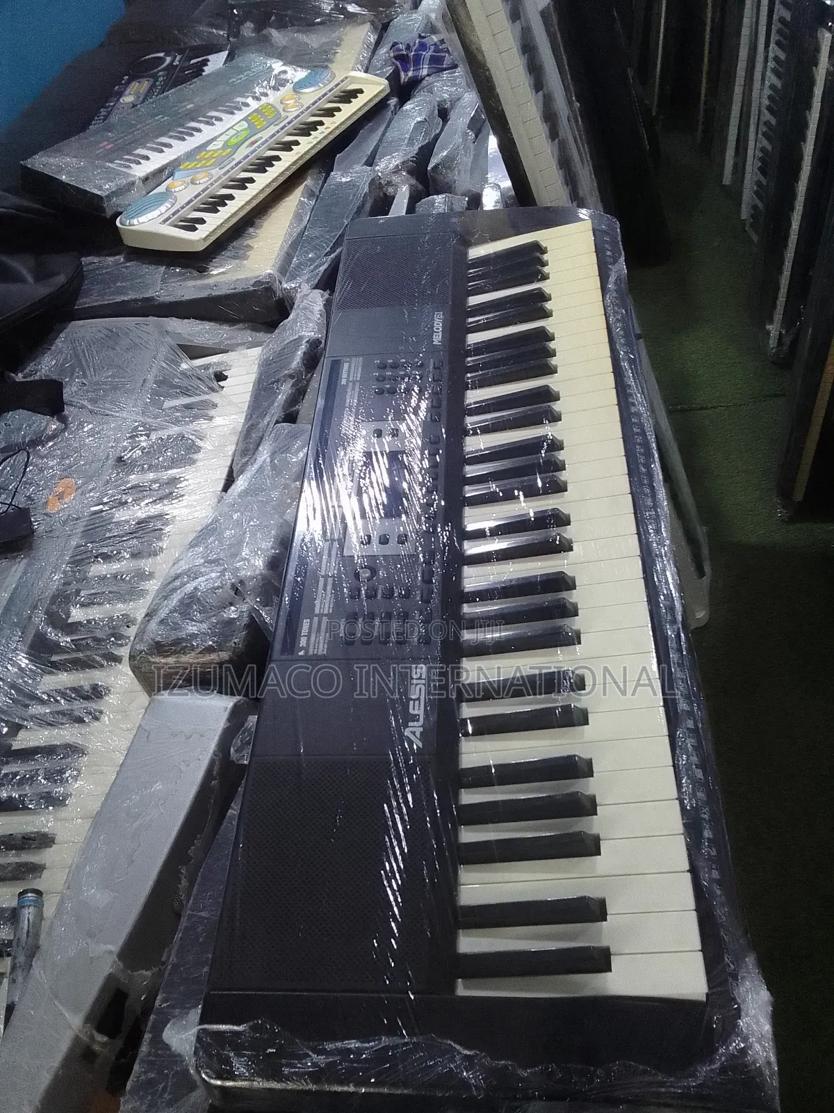 Alesis Melody 61 Keyboard – Portable Starter Piano With Speakers