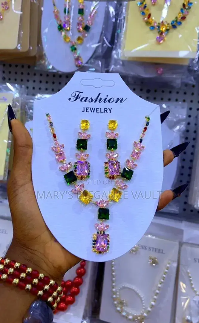 Fashion Jeweries