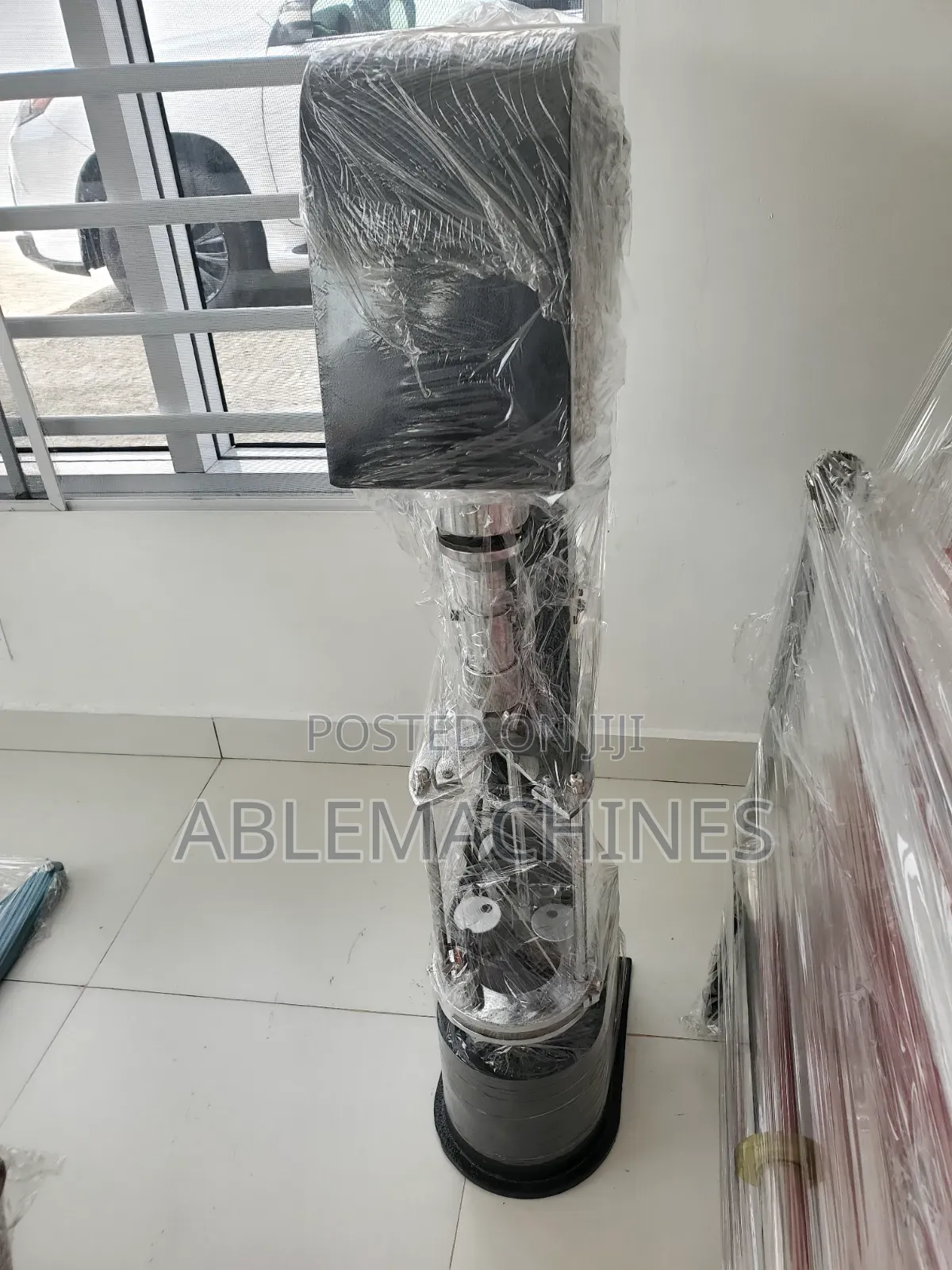 Aluminium Cap Sealing Machine