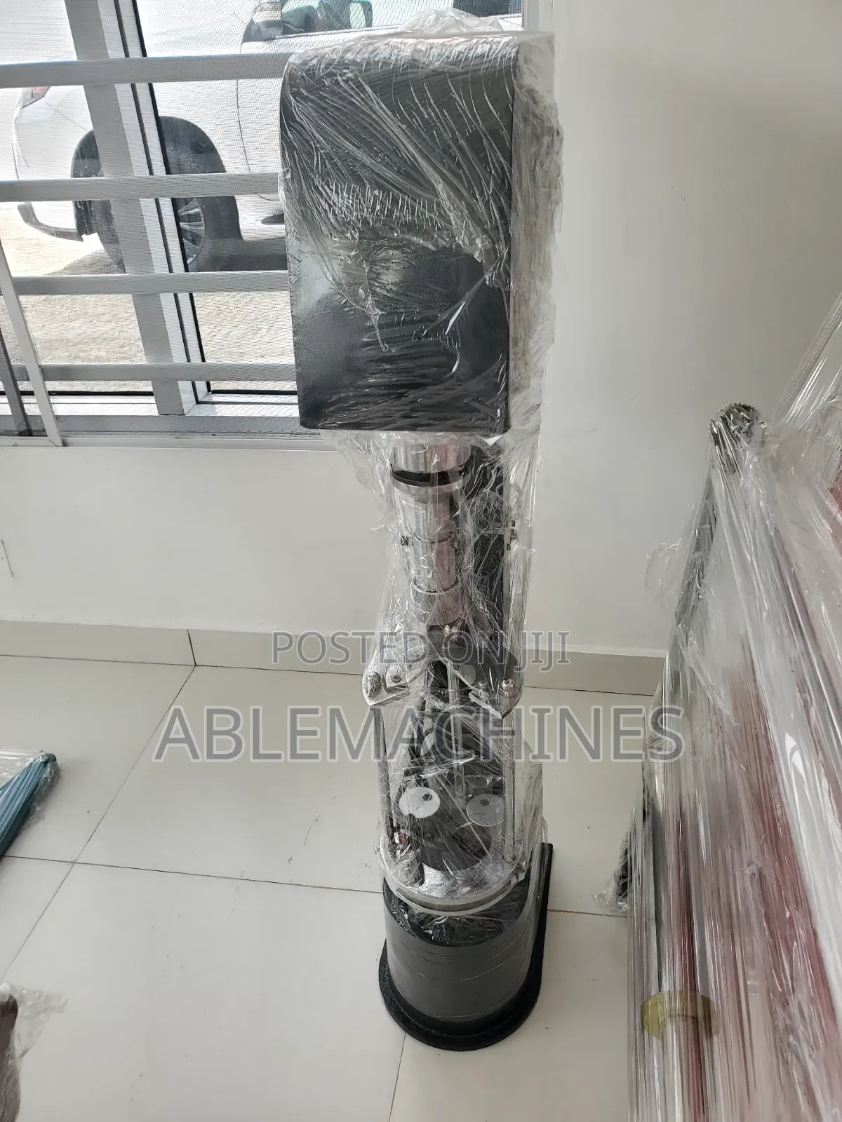 Aluminium Cap Sealing Machine