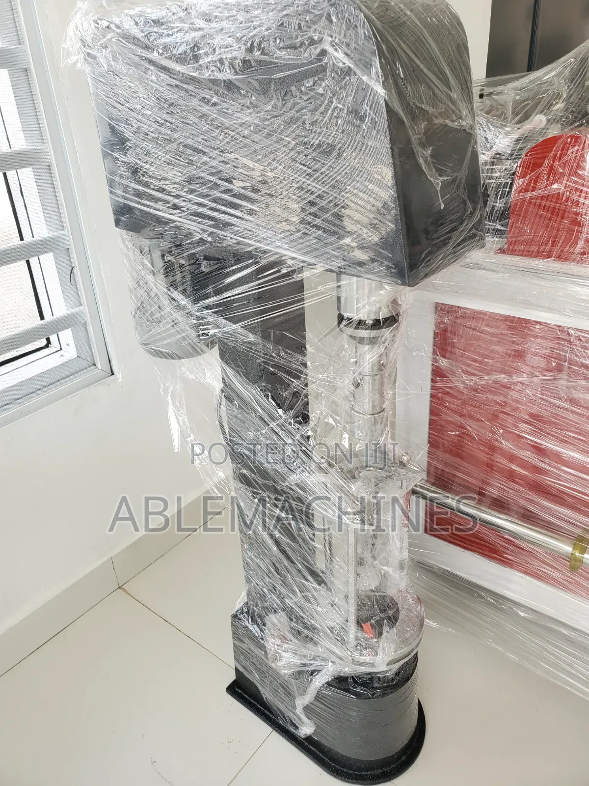 Aluminium Cap Sealing Machine
