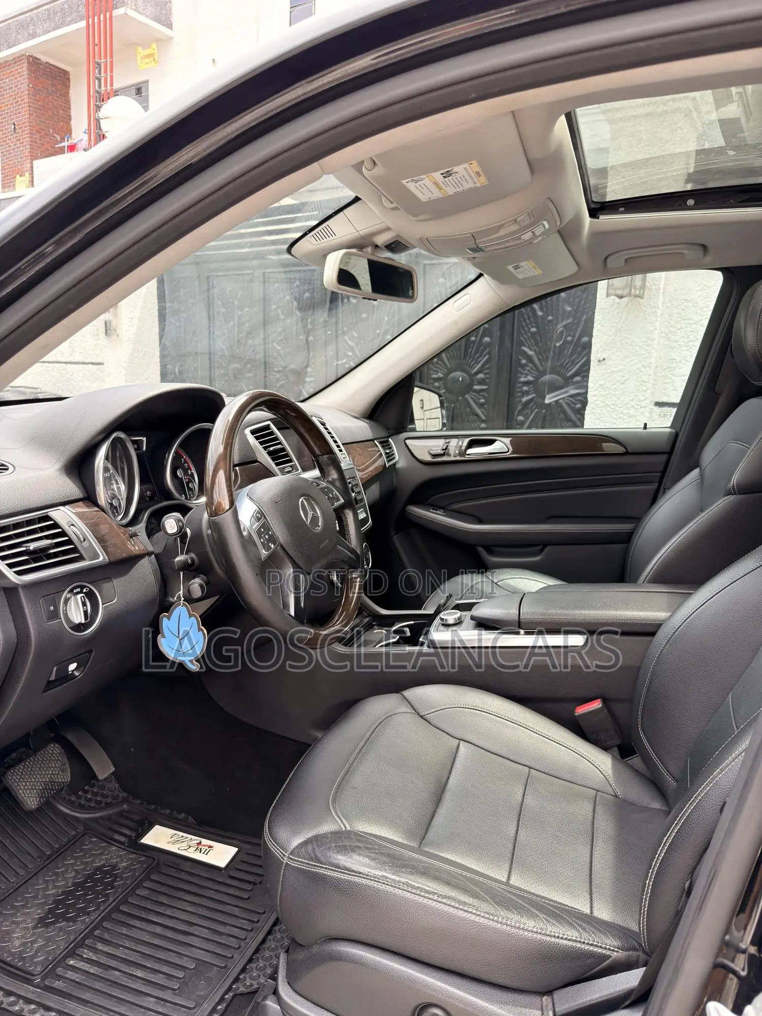 Mercedes-Benz M Class ML350 4MATIC 4dr SUV AWD (3.5L 6cyl 7A) 2015