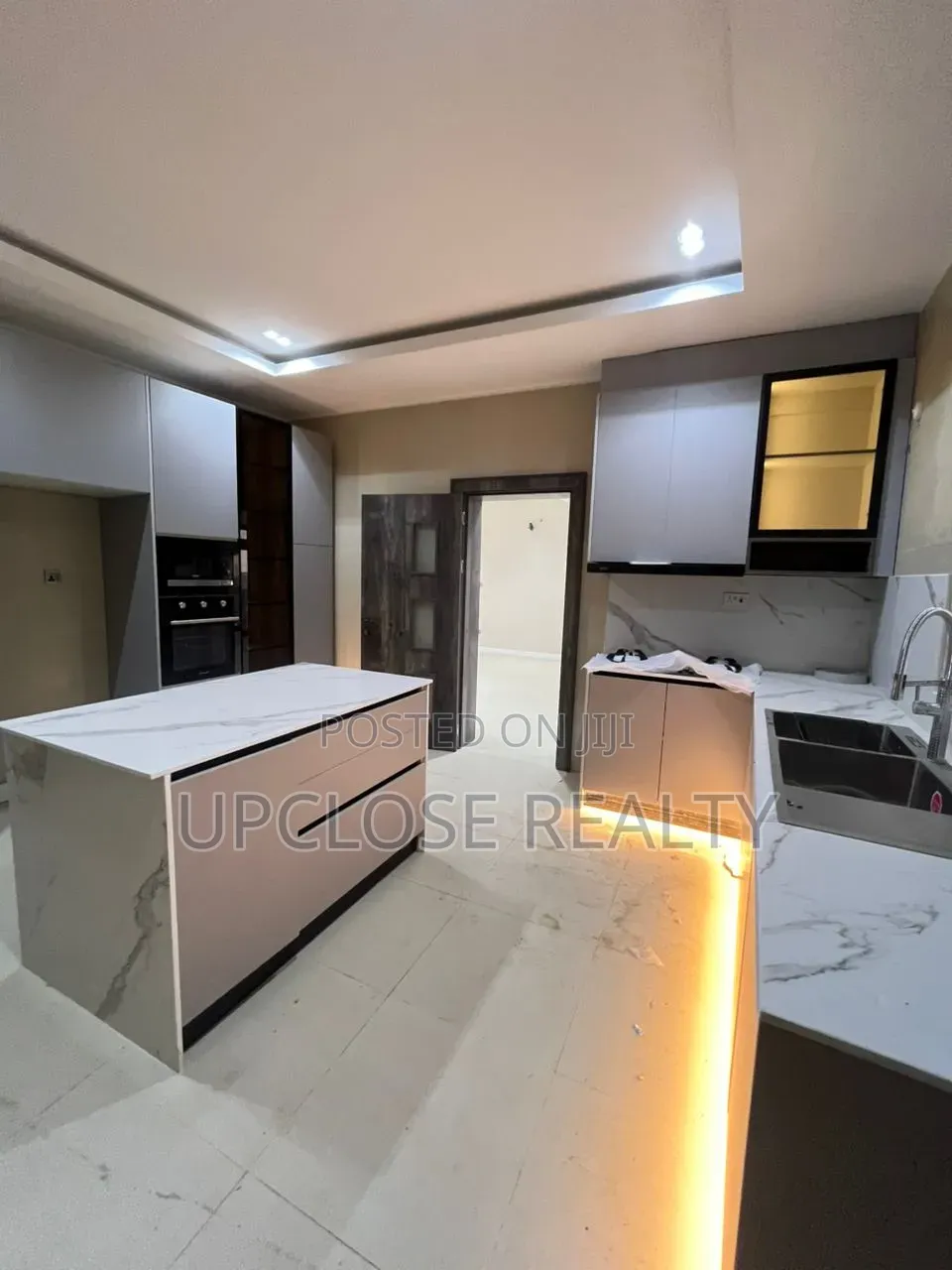 5bdrm Duplex in Guzape District for rent