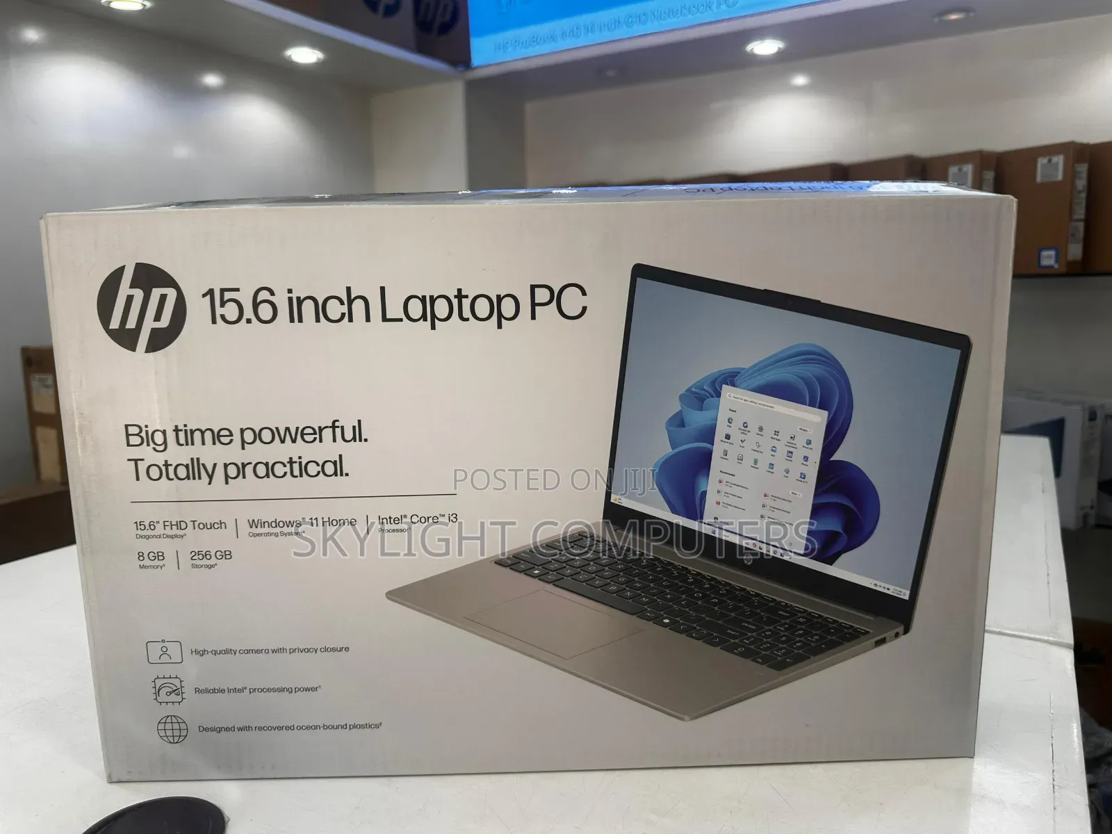 New Laptop HP 15 8GB Intel Core i3 SSD 256GB