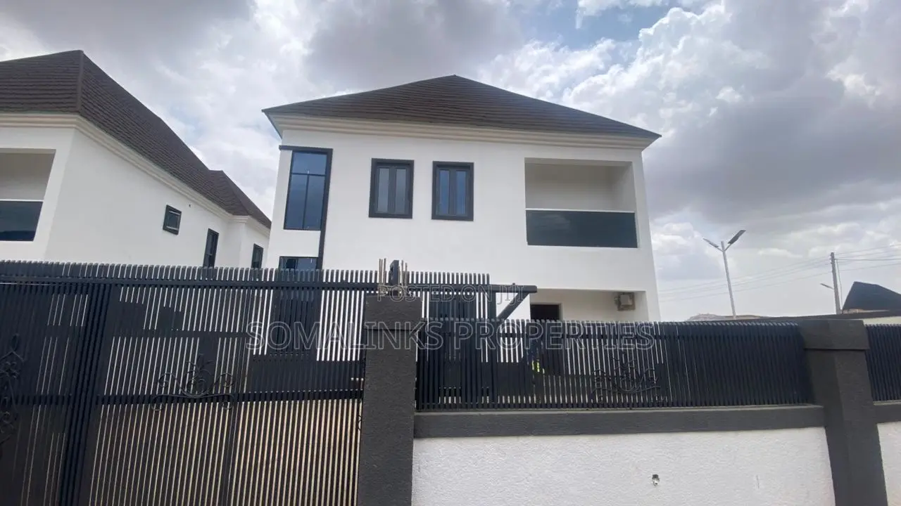 4bdrm Duplex in Somalinks, Sabon Lugbe for sale