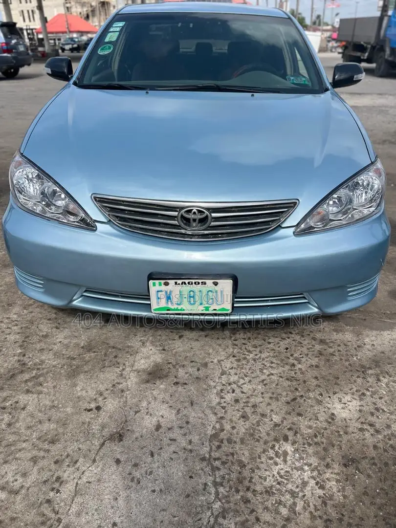 Toyota Camry LE 4dr Sedan (2.4L 4cyl 5A) 2006