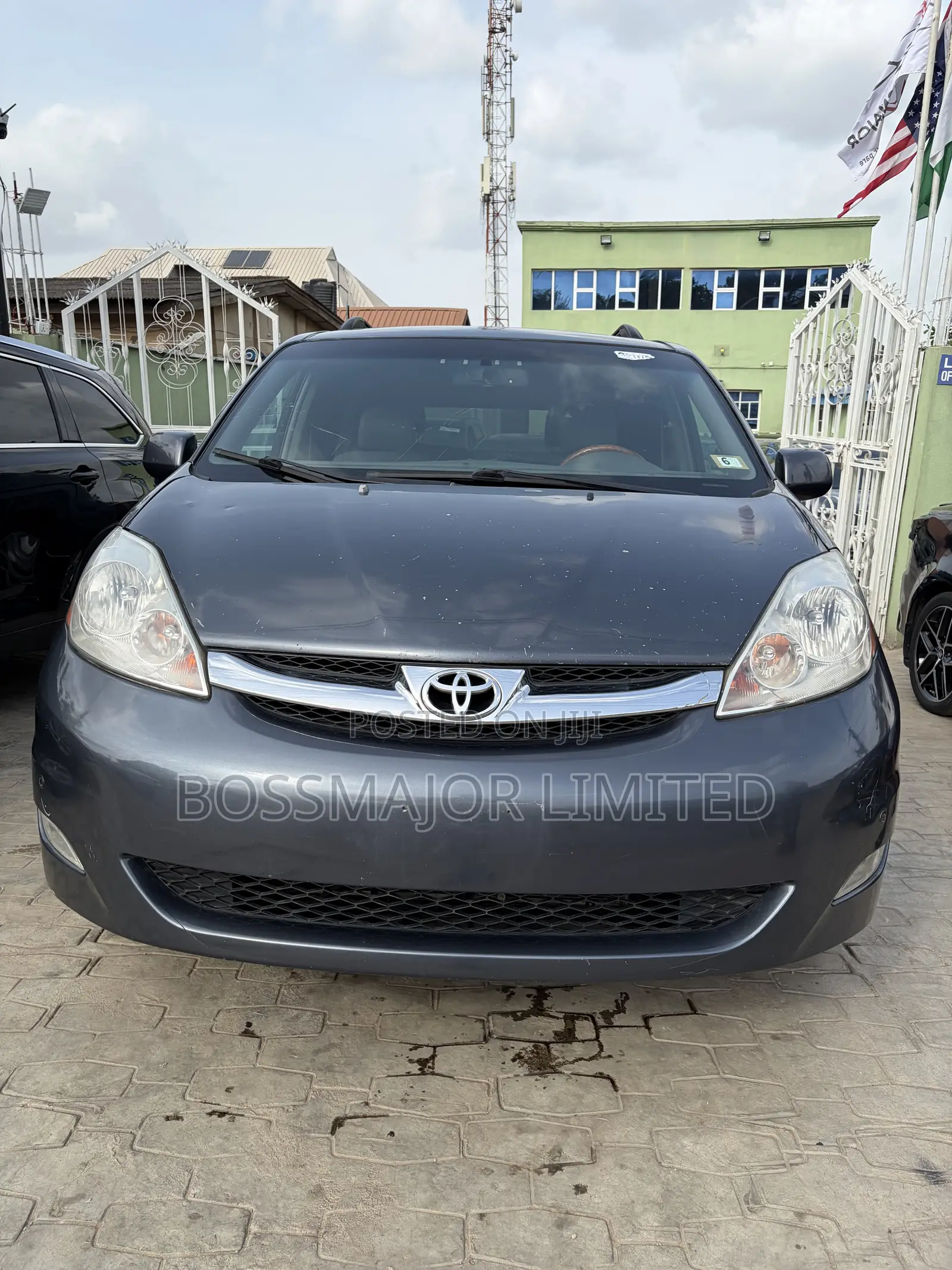 Toyota Sienna XLE Limited 4WD 2008 Gray