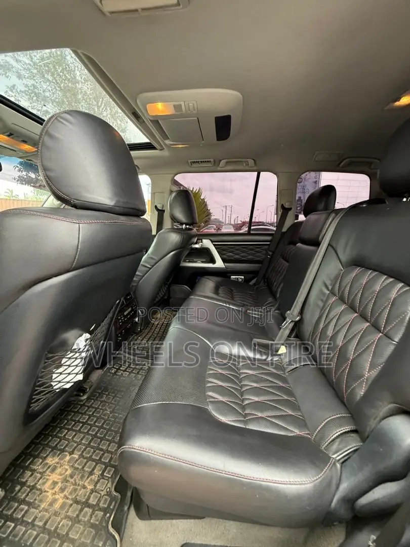 Toyota Land Cruiser 2014 Black