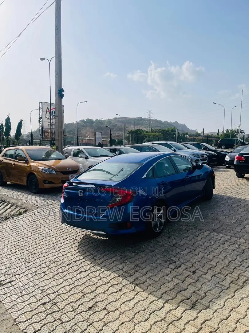 Honda Civic 2019 Blue